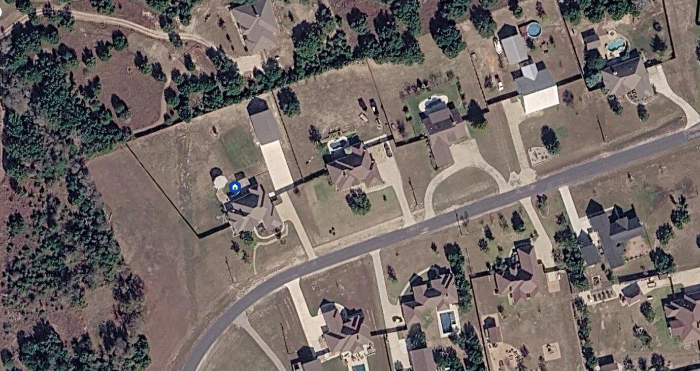213 Dawn DR, Liberty Hill, TX 78642 photo 5