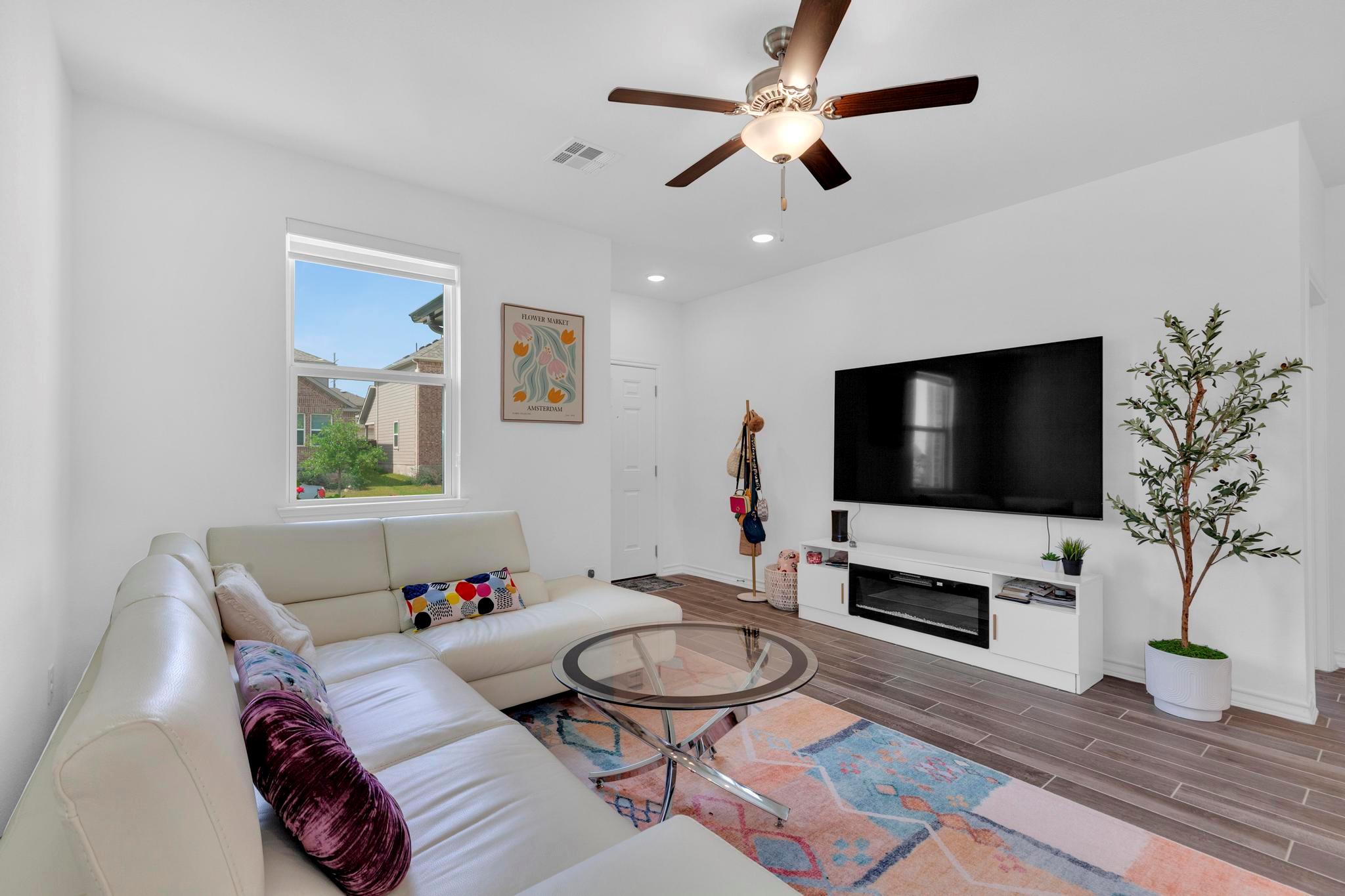 108 Watkinville RD, Hutto, TX 78634 photo 3