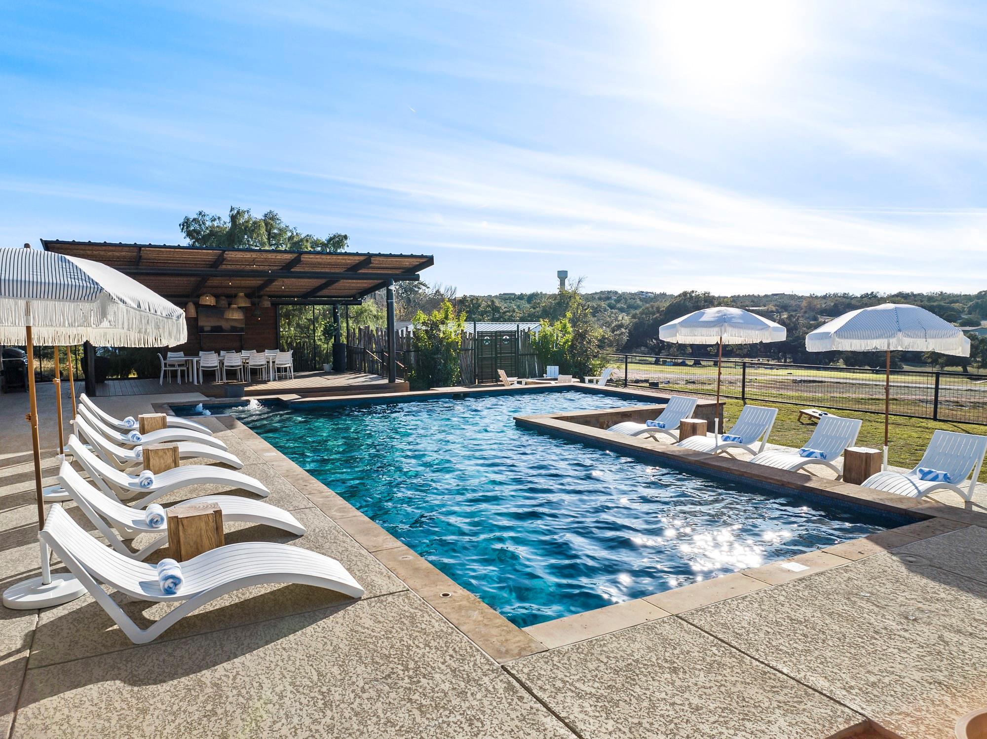 1293 Harmon Hills RD, Dripping Springs, TX 78620 photo 4
