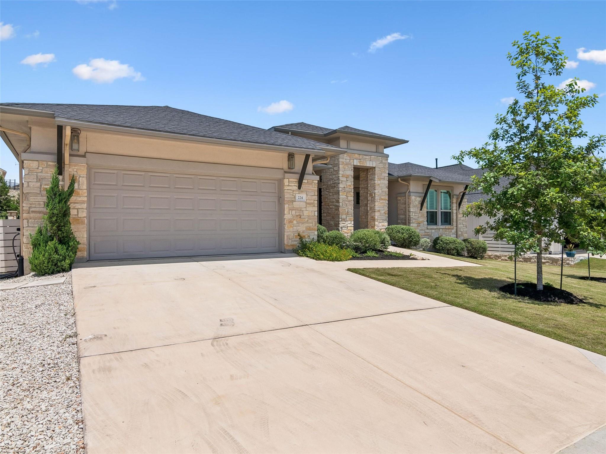 224 Sweeping Sage LN, San Marcos, TX 78666 photo 5
