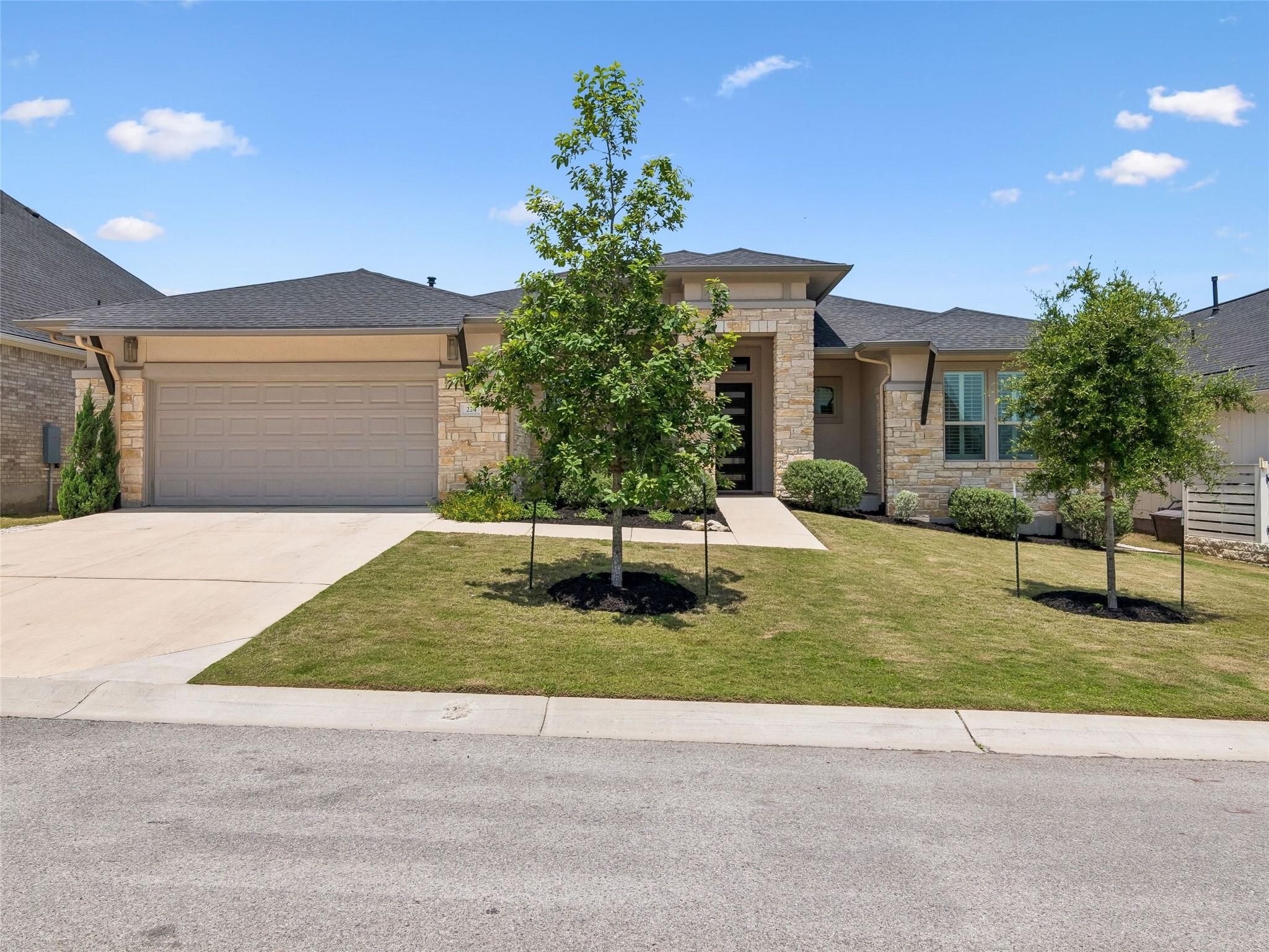 224 Sweeping Sage LN, San Marcos, TX 78666 photo 4