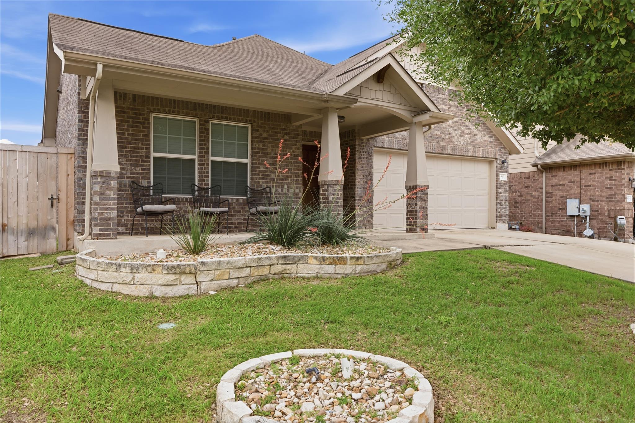 486 Pond View PASS, Buda, TX 78610 photo 2
