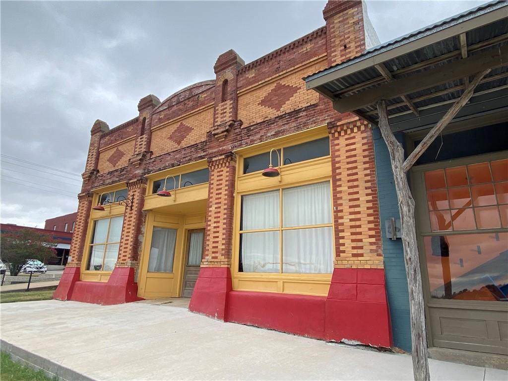 202 Commerce ST, Coupland, TX 78615 photo 3