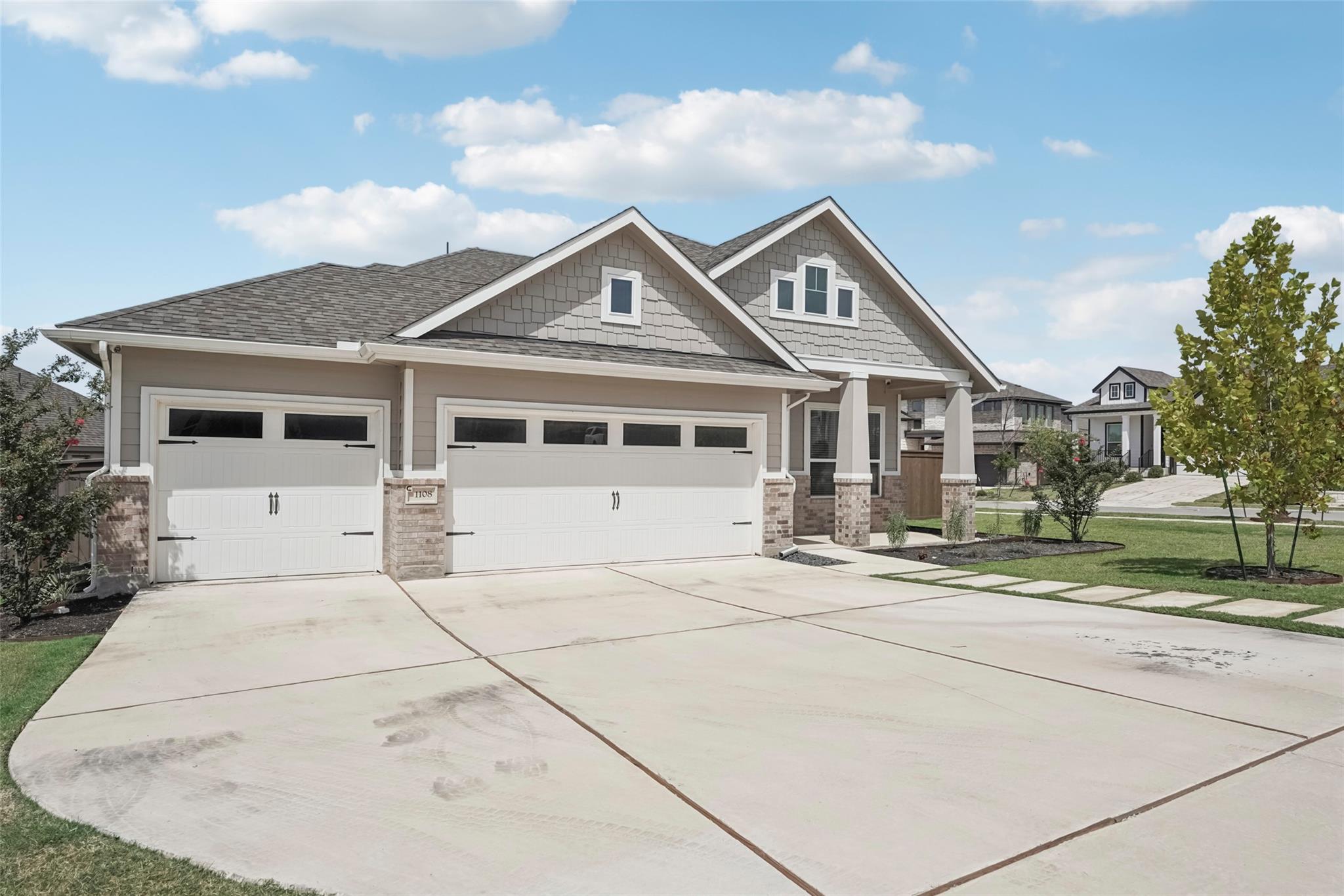 1108 Sweetspire ST, Leander, TX 78641 photo 3