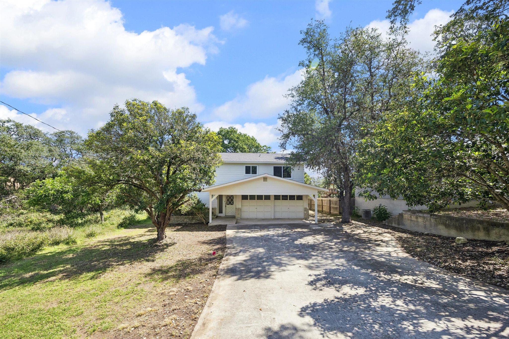 155 Mary Ann DR, Canyon Lake, TX 78133 photo 2