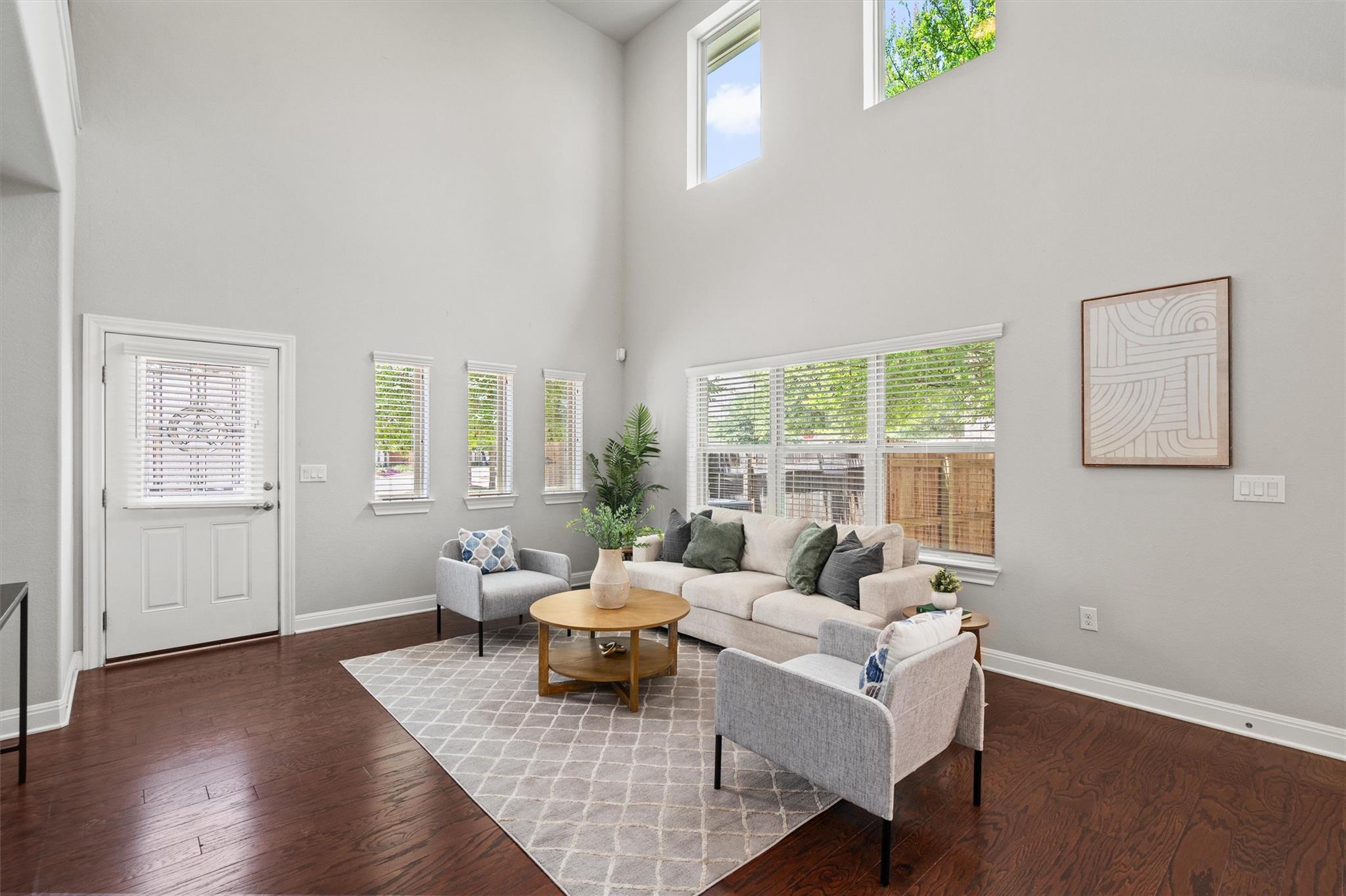 12900 Michelangelo ST, Austin, TX 78729 photo 4