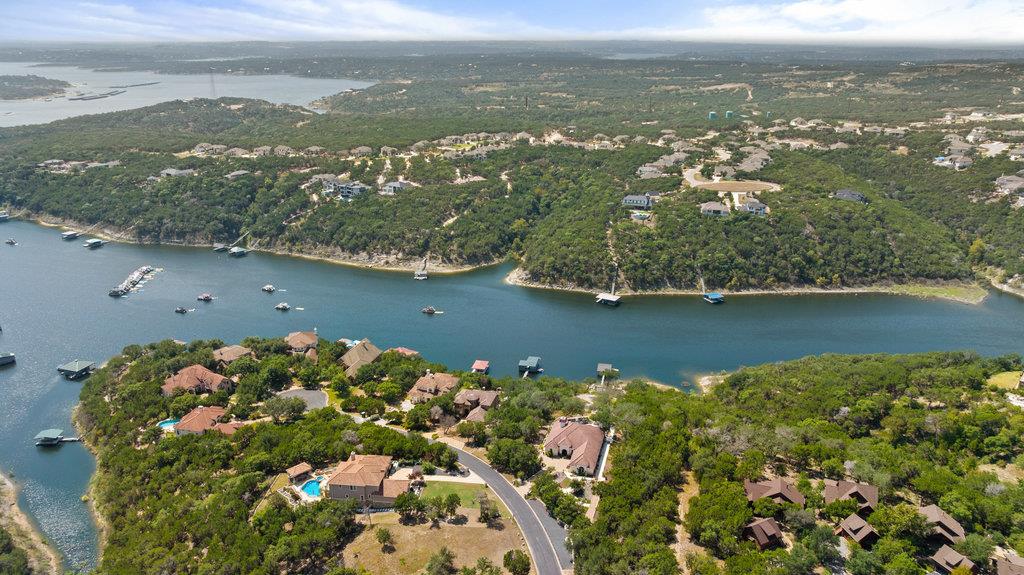 18504 Monet Pointe DR, Leander, TX 78645 photo 3