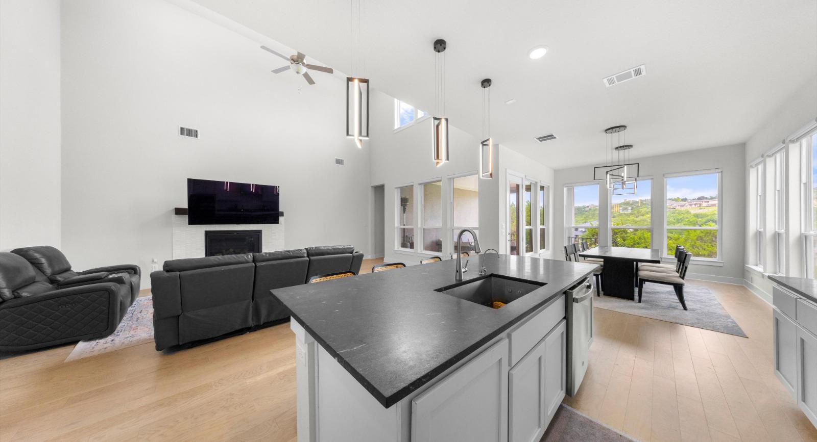 908 Siena Sunset RD, Leander, TX 78641 photo 4