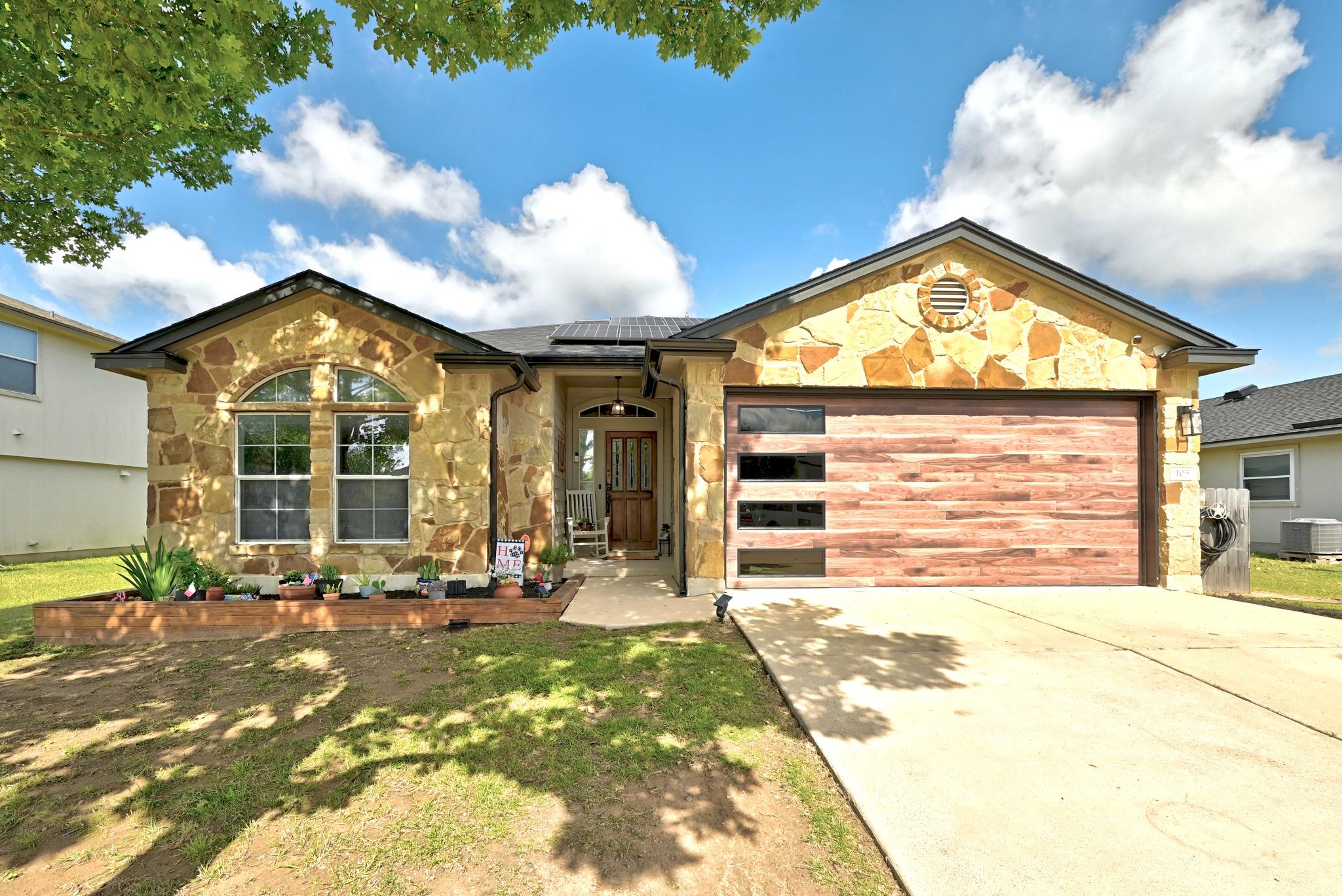 Hutto Square Sec 02