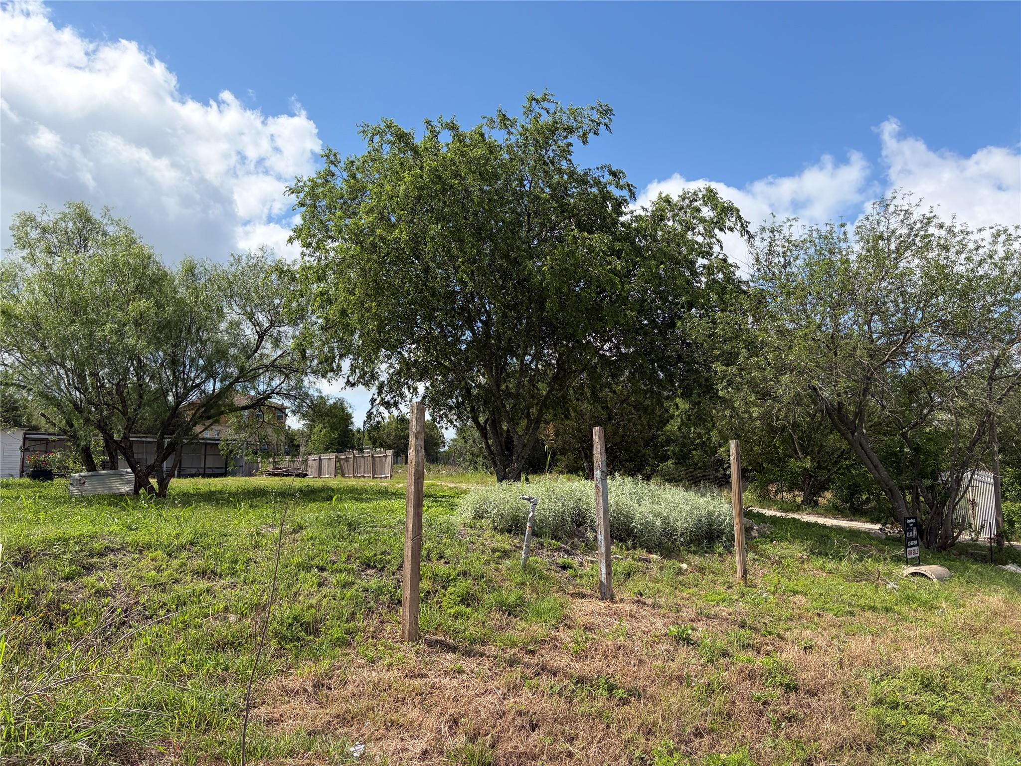 207 Cresthill CSWY, Kyle, TX 78640 photo 5
