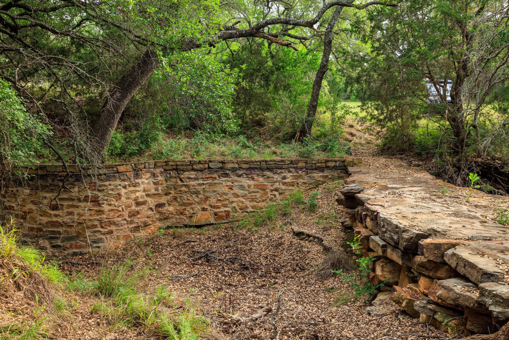 3724 Ranch Road 3347, Round Mountain, TX 78663 photo 3