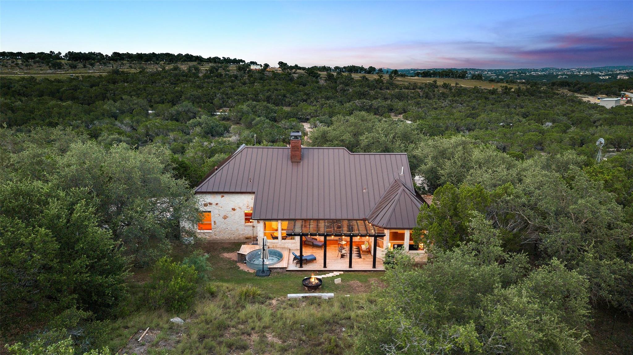 1906 Bee Creek RD, Spicewood, TX 78669 photo 5