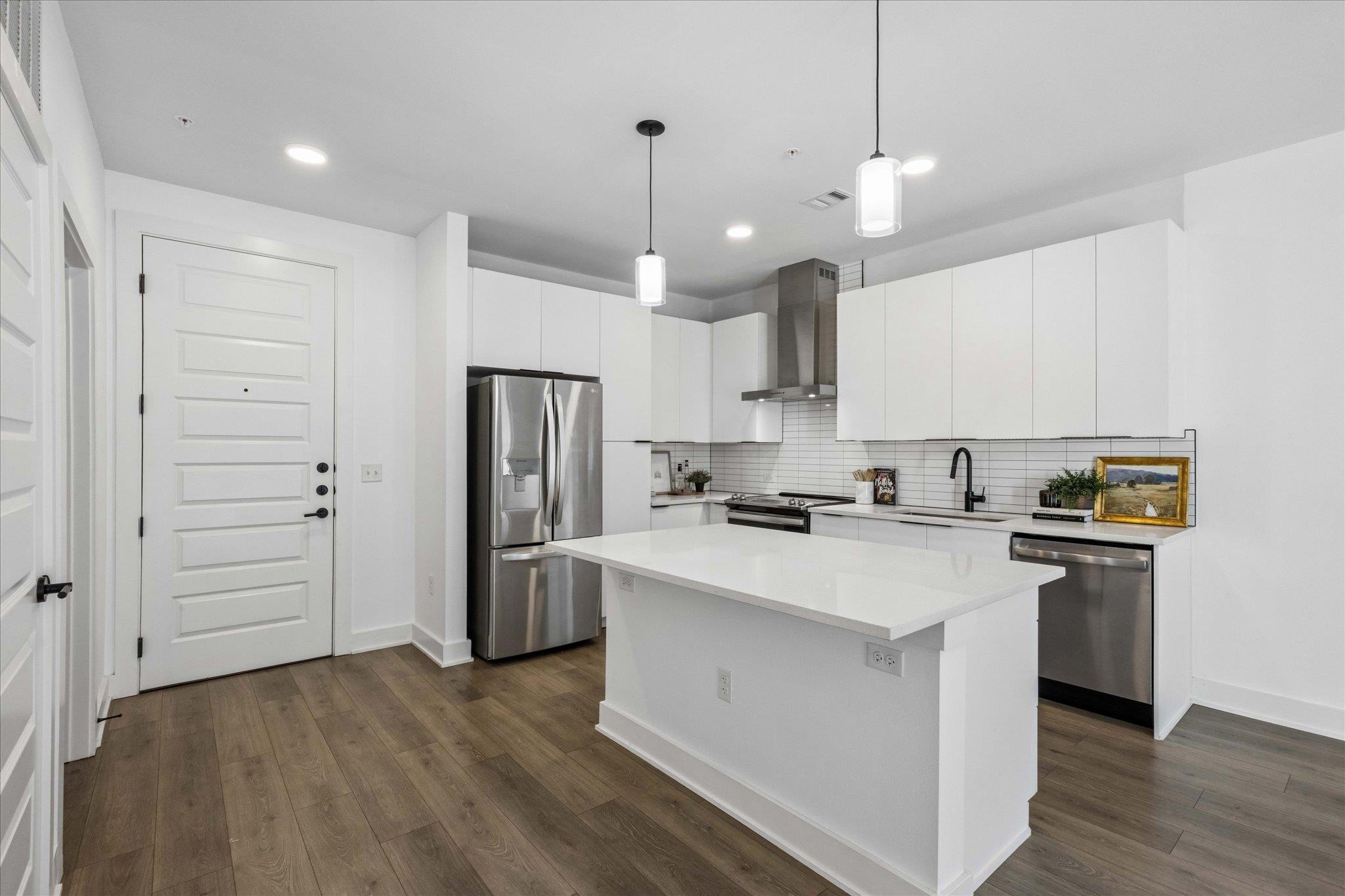 2220 Webberville RD #216, Austin, TX 78702 photo 4