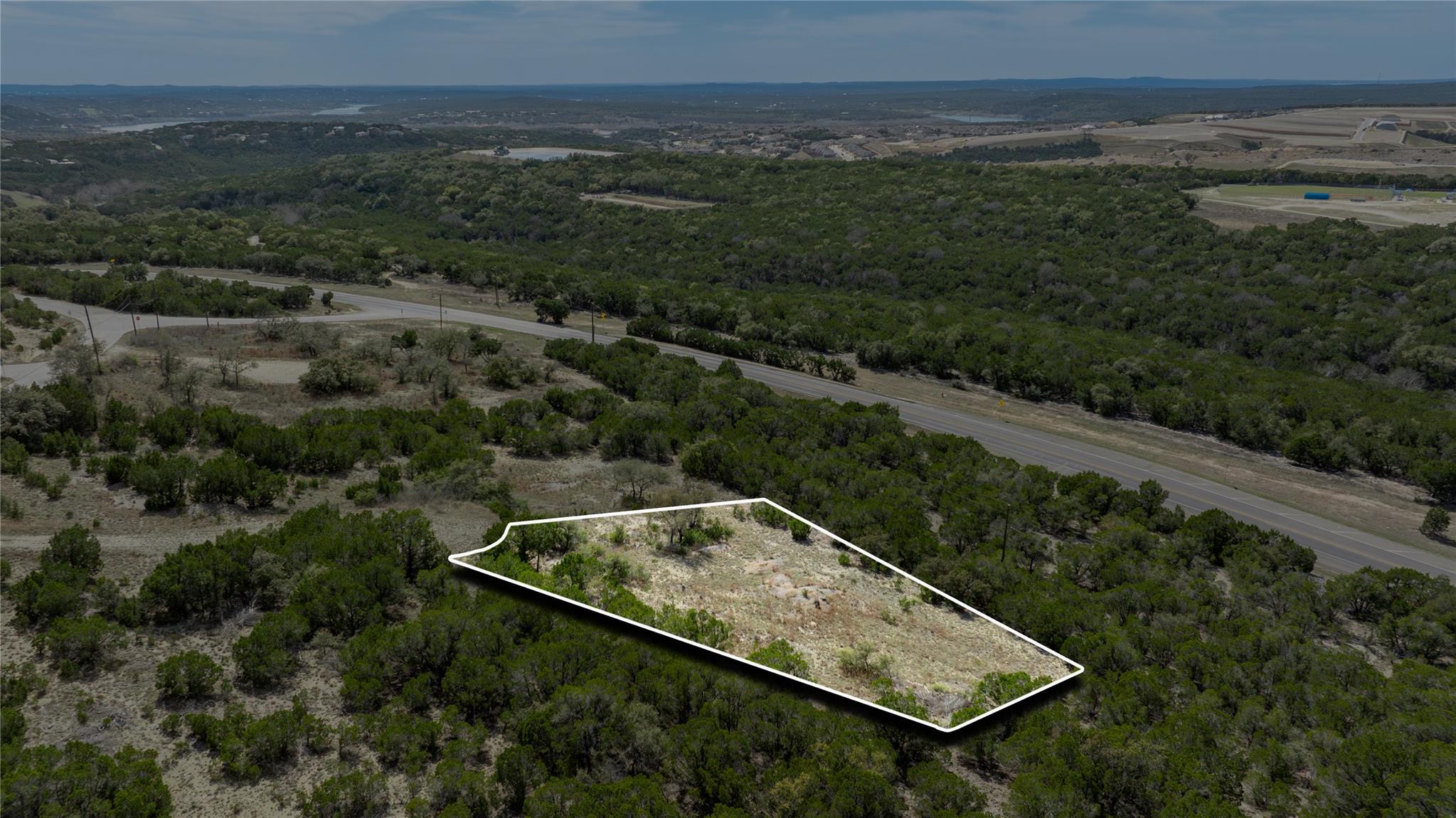21504 Wildwood CV, Lago Vista, TX 78645 photo 2