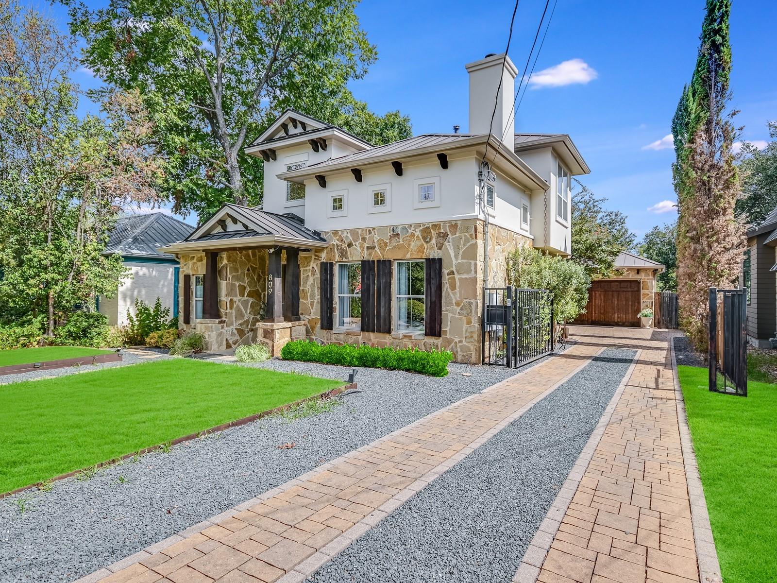 Condo in the heart of Zilker