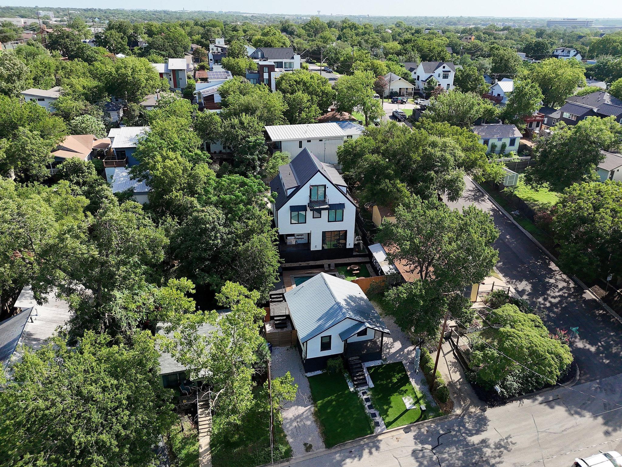 1914 8th ST, Austin, TX 78702 photo 5