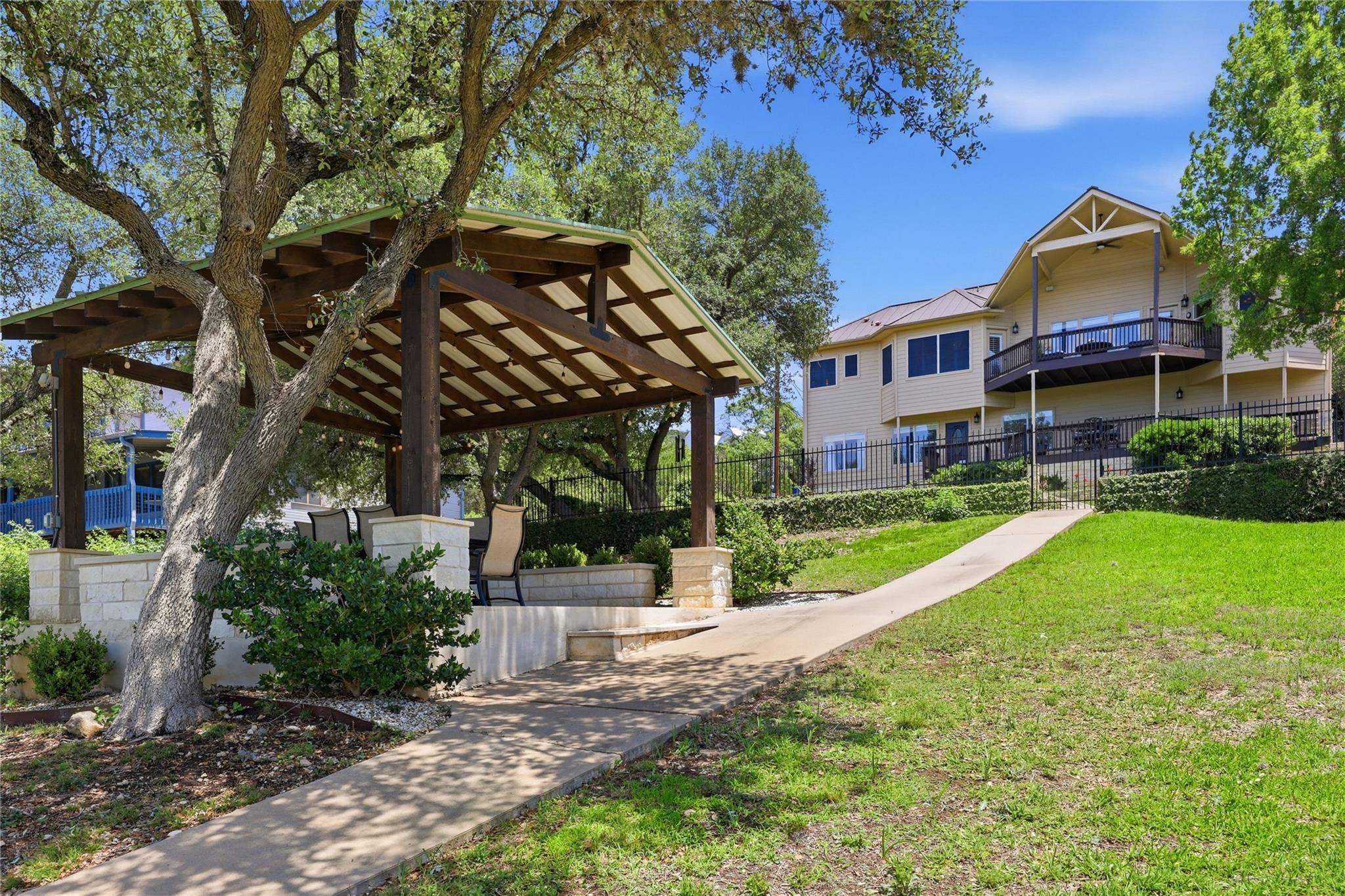 10802 Beach RD, Leander, TX 78641 photo 3