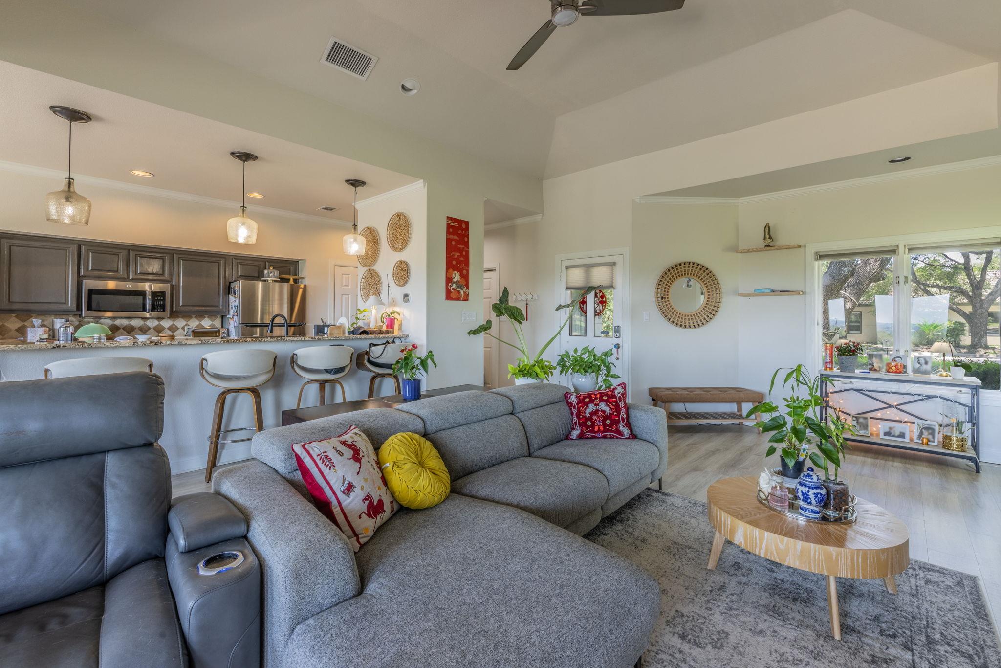 1703 Clubhouse Hill DR, Spicewood, TX 78669 photo 5