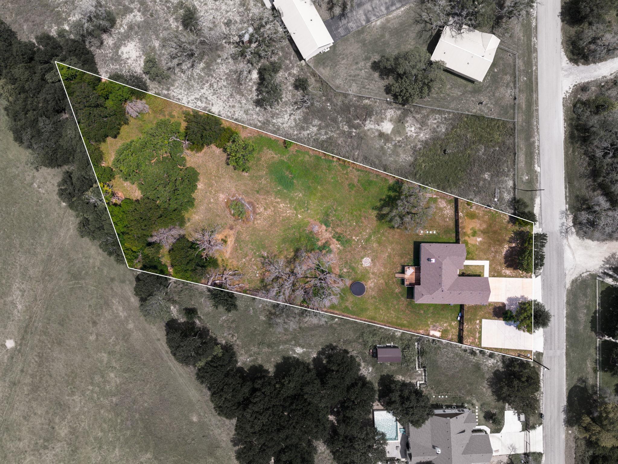 1110 County Road 1045, Lampasas, TX 76550 photo 4