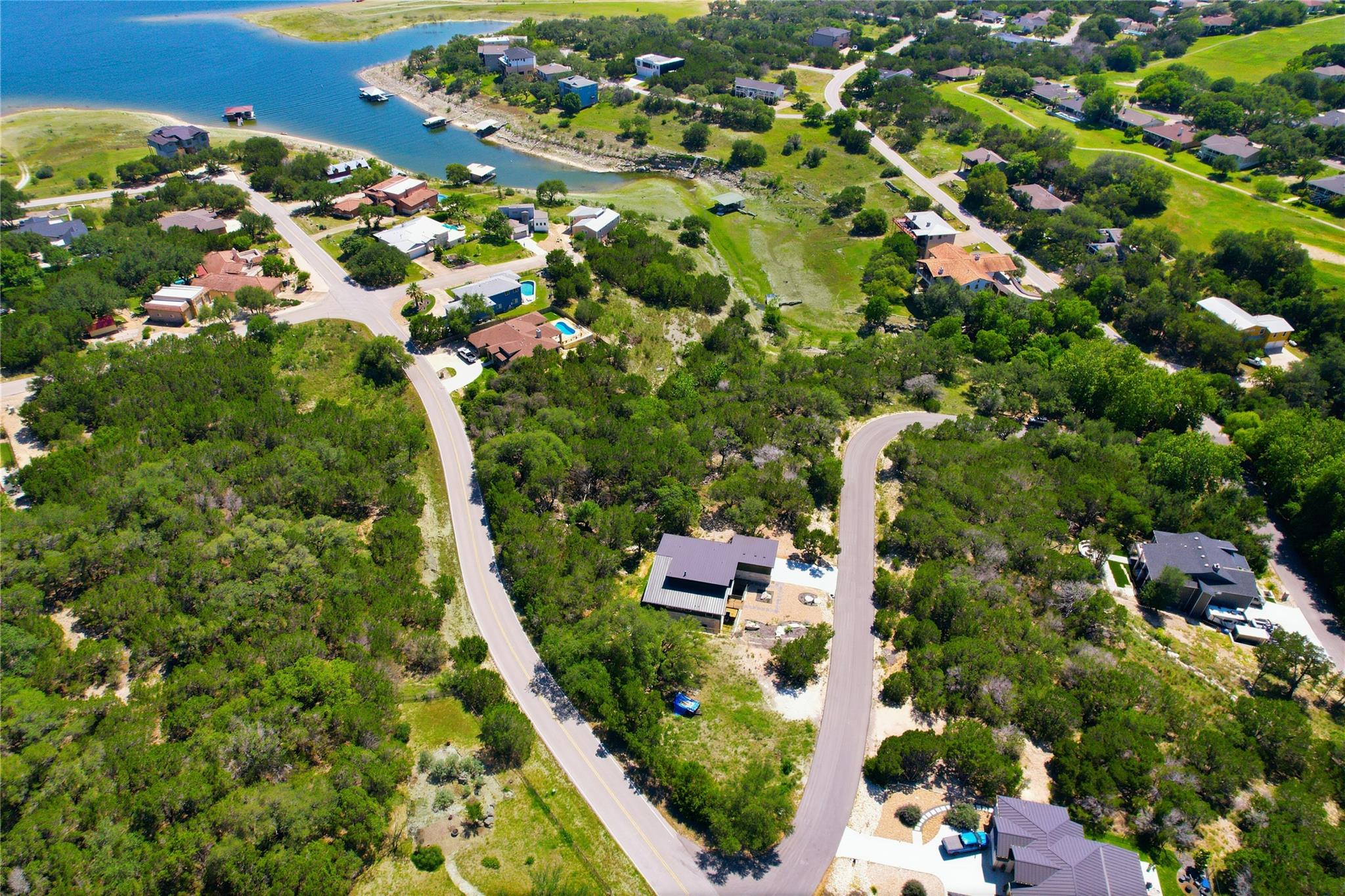 3008 Constitution DR, Lago Vista, TX 78645 photo 4
