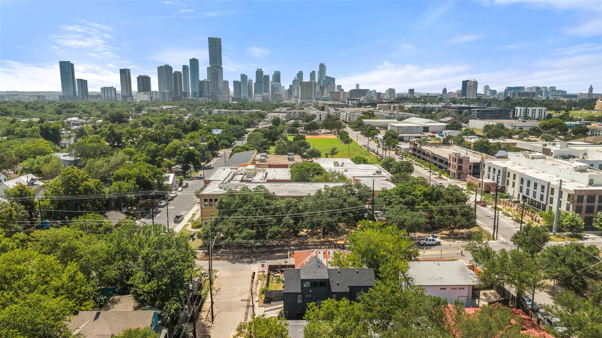 2202 Santa Rita ST, Austin, TX 78702 photo 2
