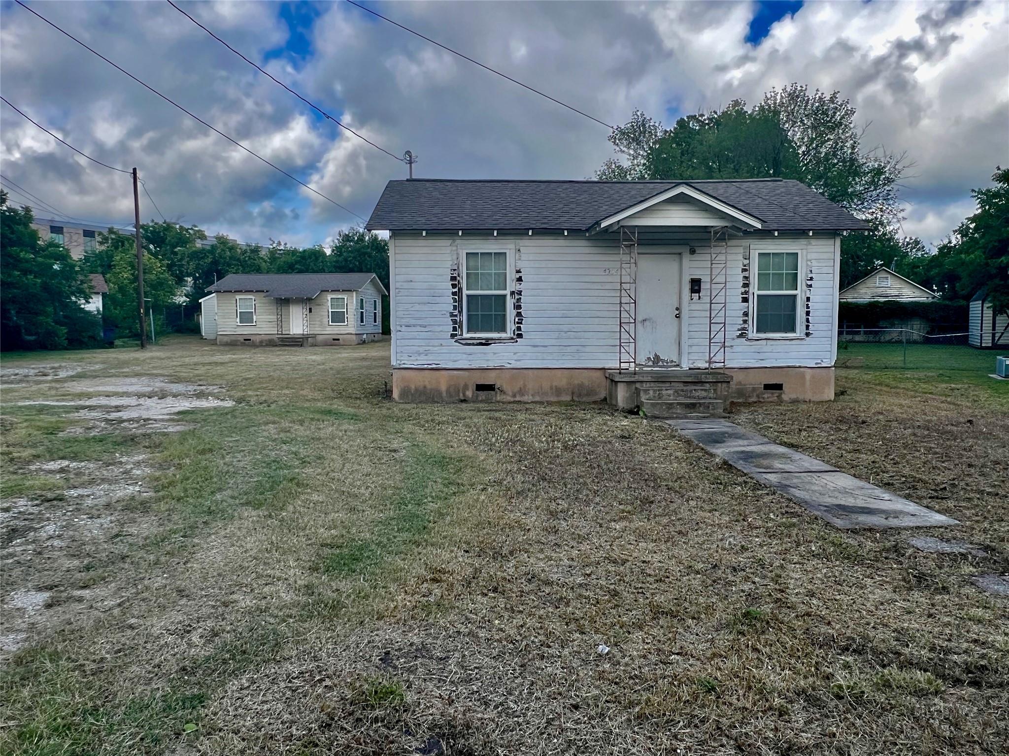 4904 Lynndale DR, Austin, TX 78756 photo 3