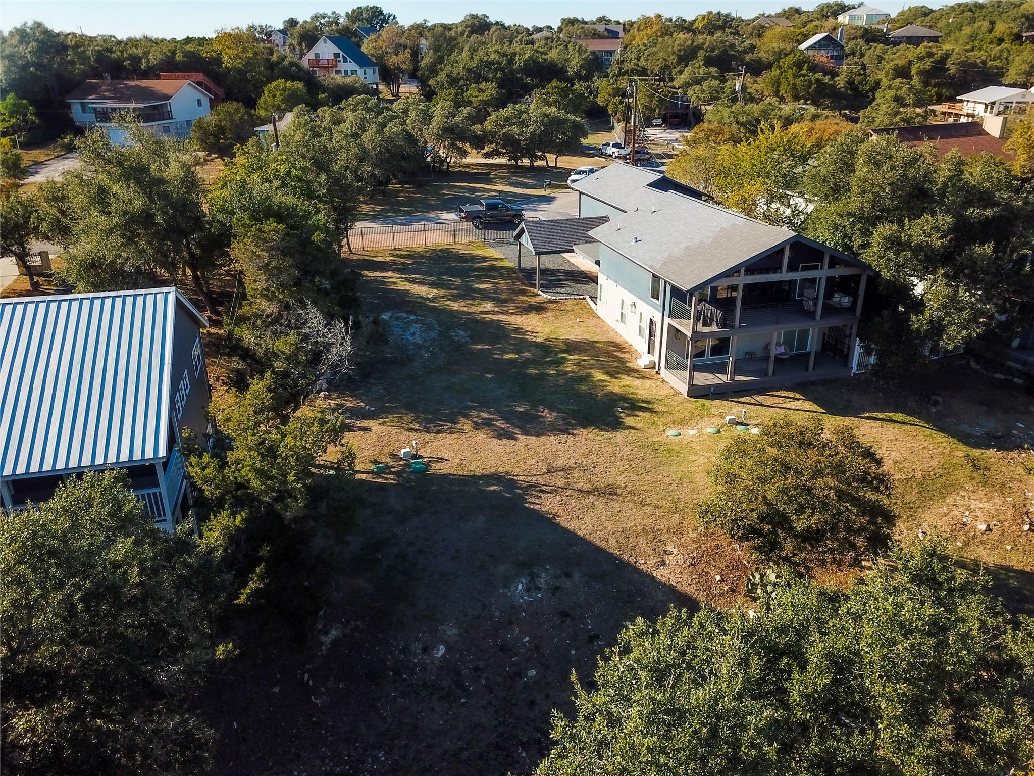 864 Lakebreeze DR, Canyon Lake, TX 78133 photo 5