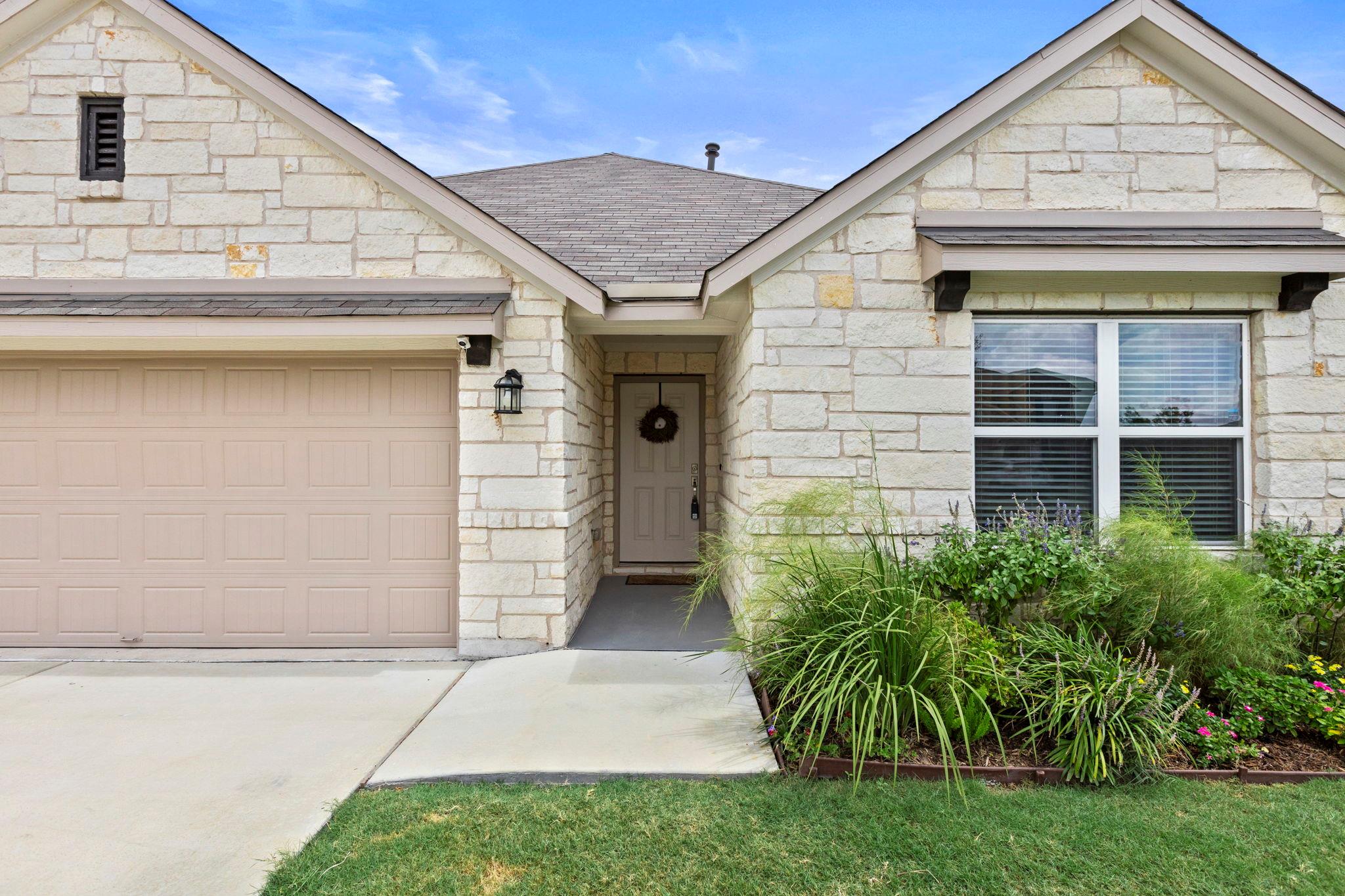 1012 San Marcos ST, Manor, TX 78653 photo 2