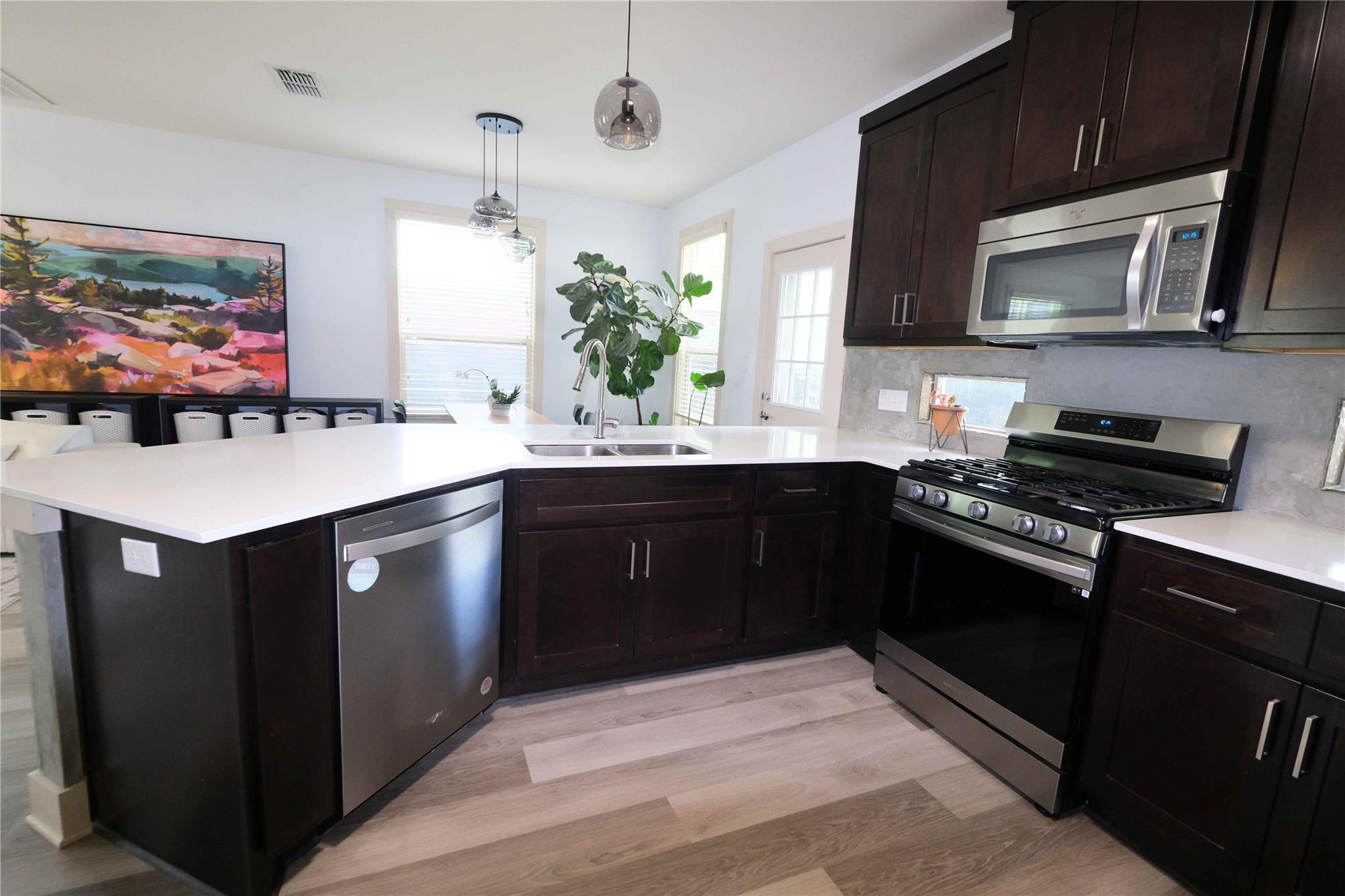 604 Allen ST #104, Austin, TX 78702 photo 2