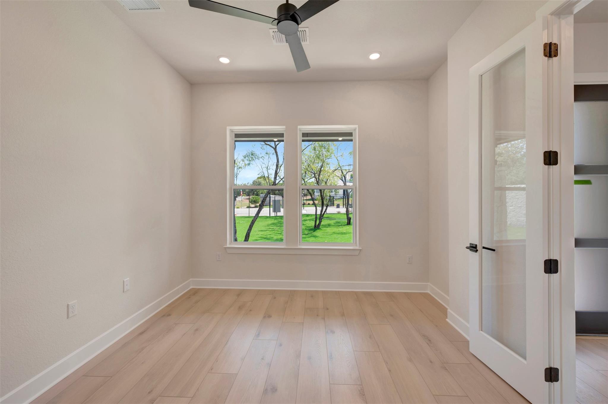 104 Rees Landing RD, Spicewood, TX 78669 photo 4