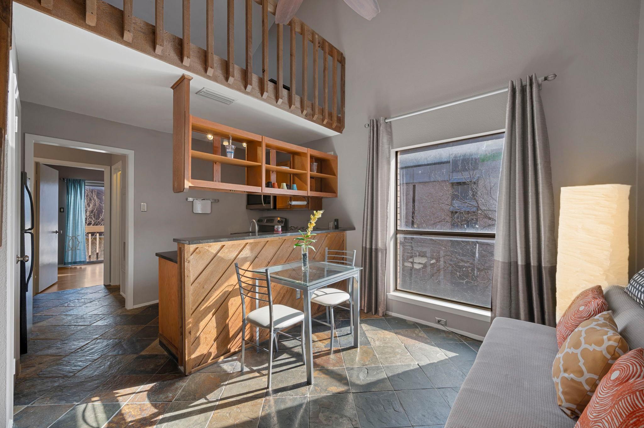 2210 Pearl ST #301, Austin, TX 78705 photo 2