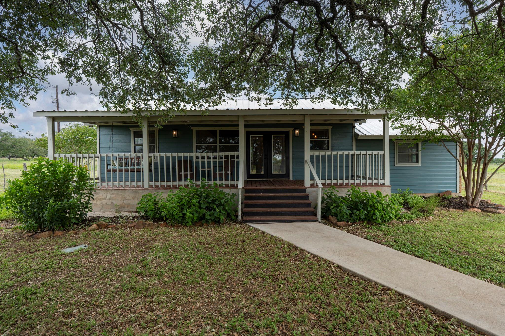 225 Ischar LN, Mason, TX 76856 photo 2