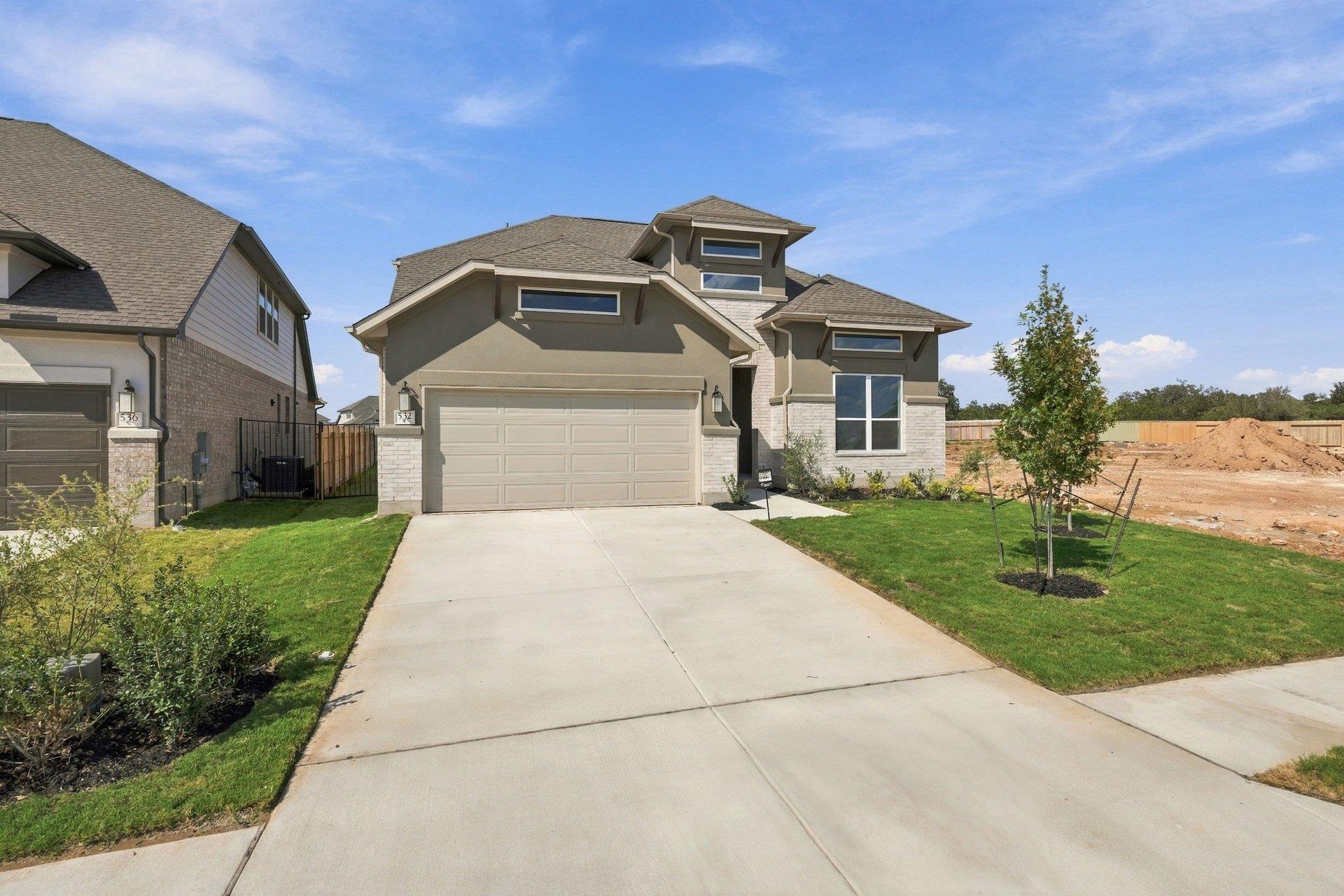 532 Los Aliso CT, Liberty Hill, TX 78642 photo 2