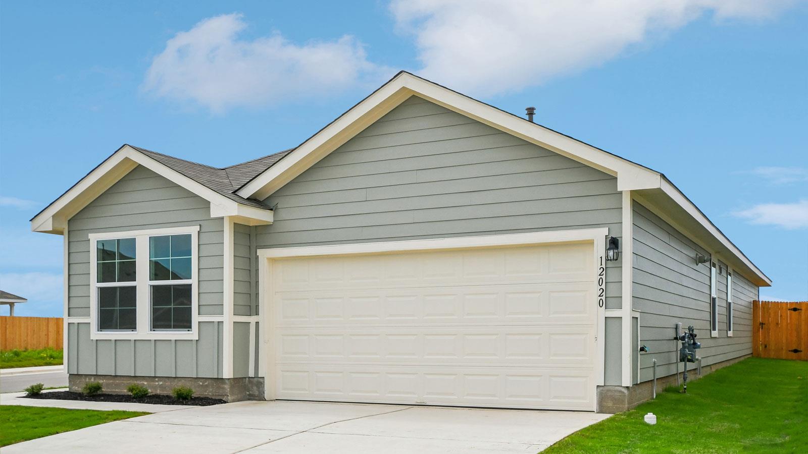 12020 Pike BND, Mustang Ridge, TX 78610 photo 2