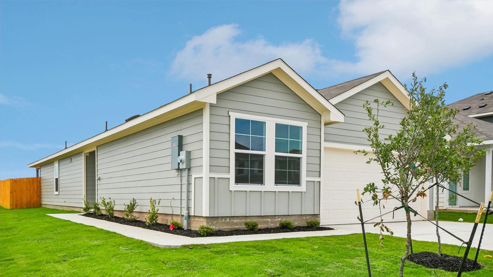12020 Pike BND, Mustang Ridge, TX 78610 photo 4