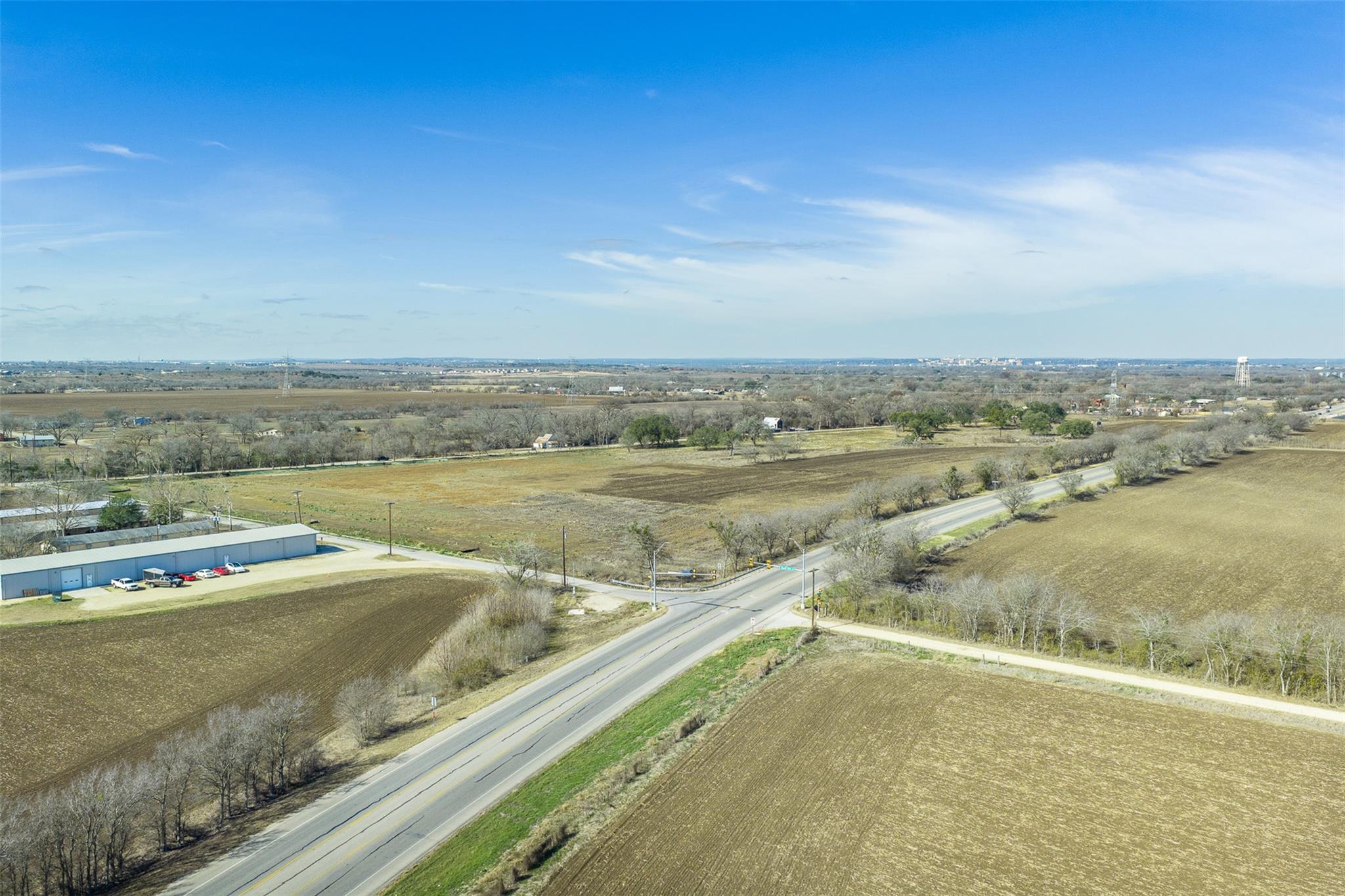 600 River RD, Martindale, TX 78655 photo 2
