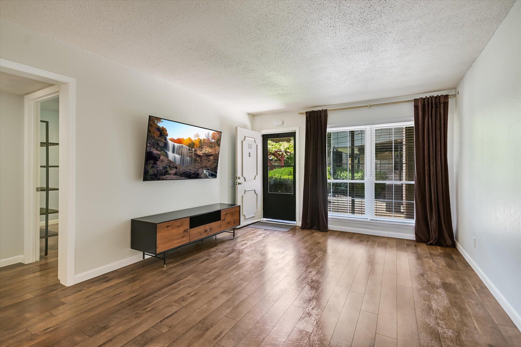 Summit Condo Amd