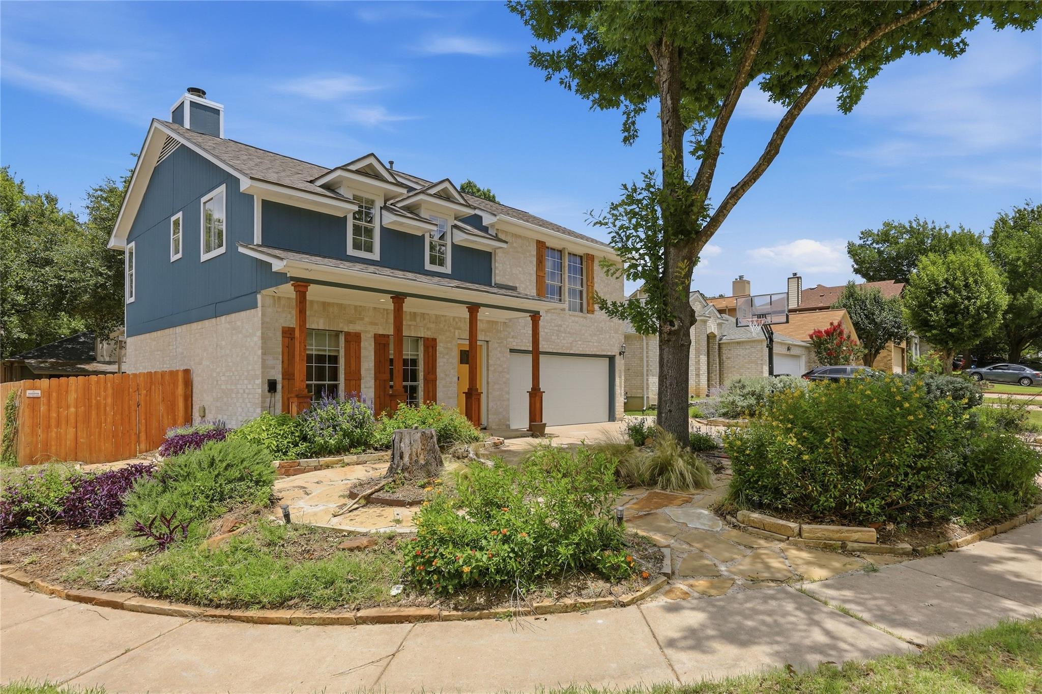 2424 Roundabout LN, Round Rock, TX 78664 photo 2