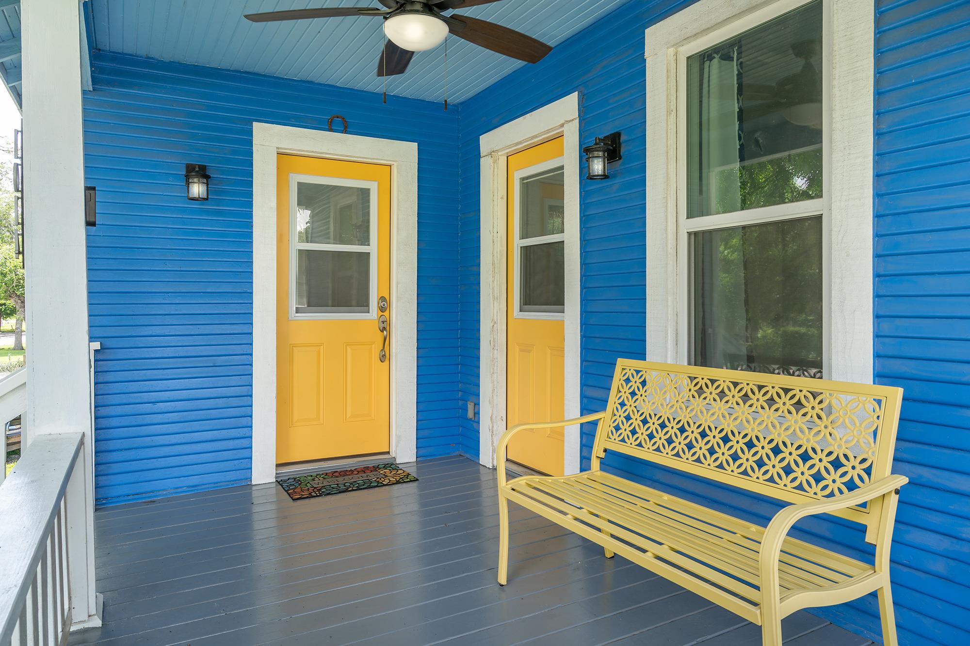 1014 6th ST, Taylor, TX 76574 photo 4