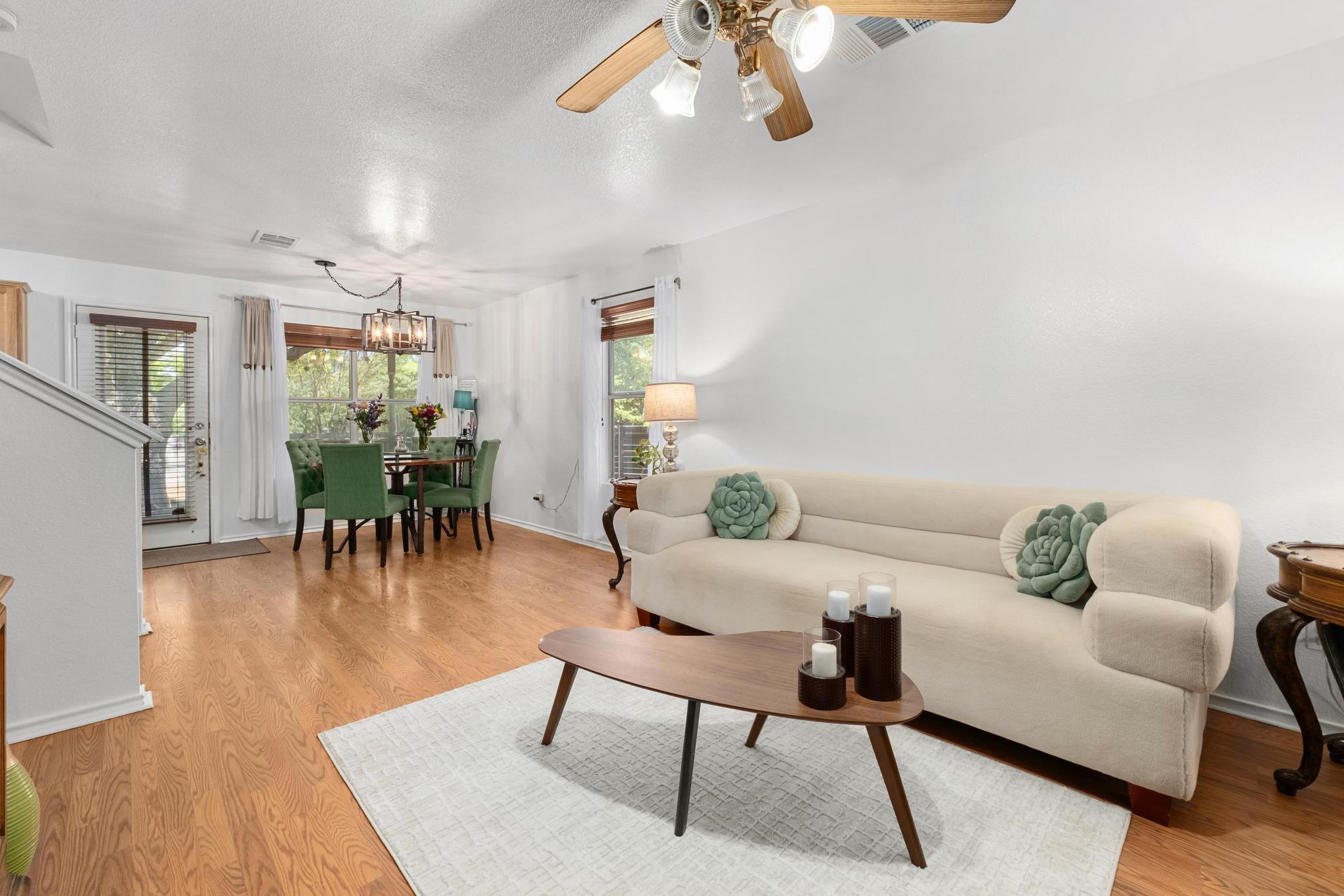 1184 Waller ST, Austin, TX 78702 photo 4