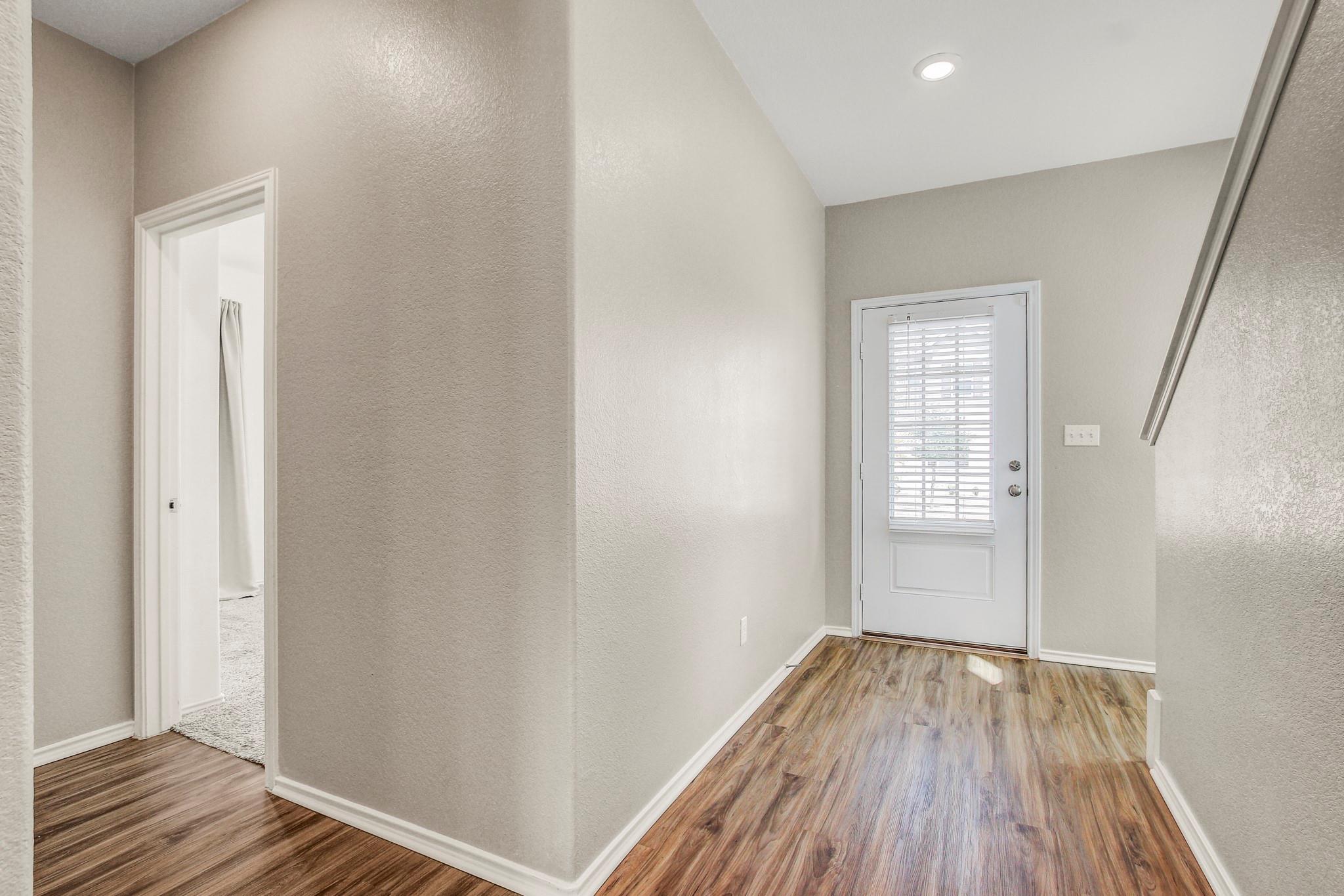 1449 Weatherford LN, Leander, TX 78641 photo 2
