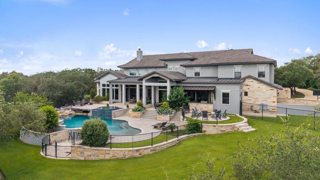 277 Paintbrush PATH, New Braunfels, TX 78132 photo 2
