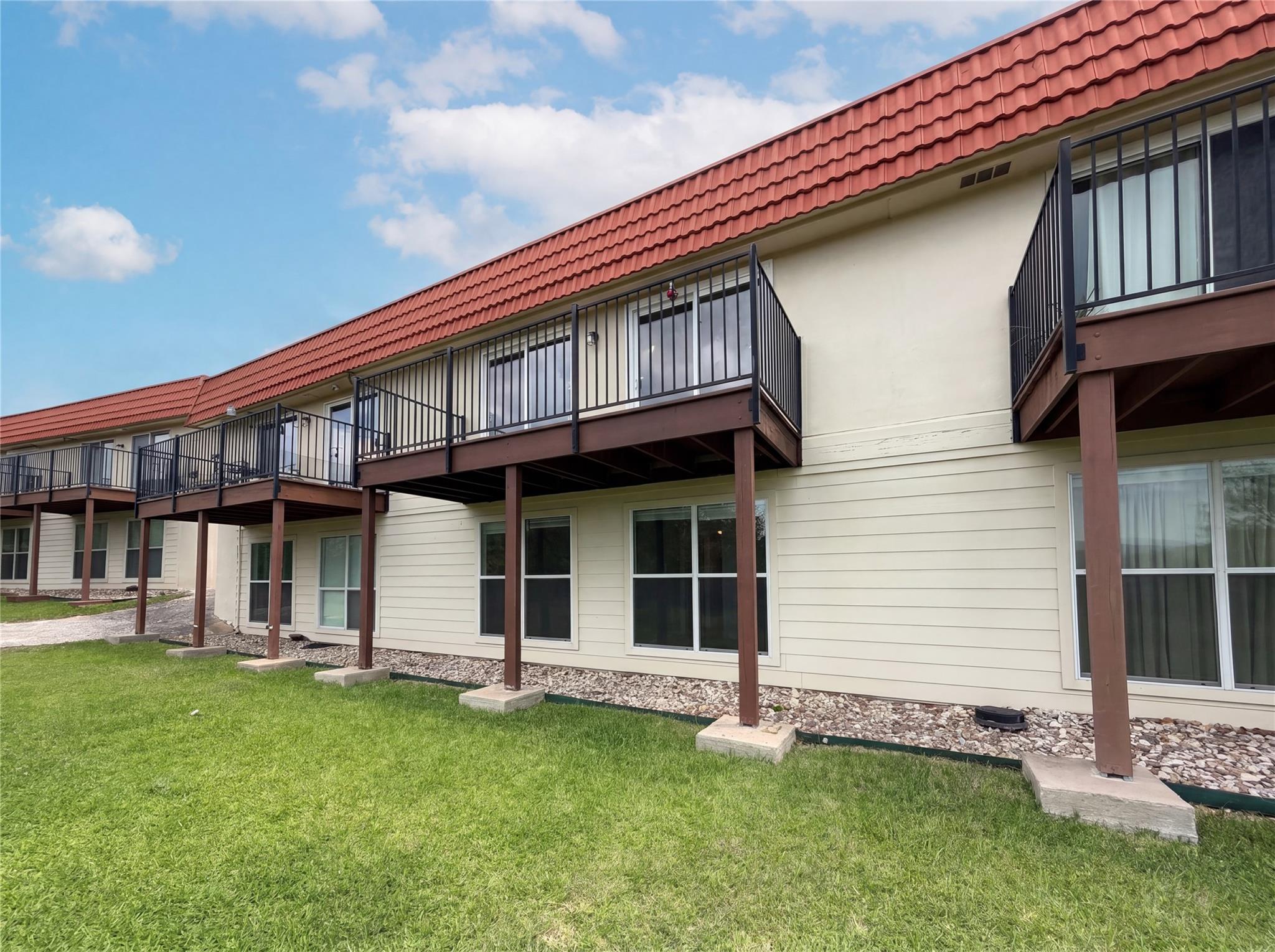 3216 Poe CV #5C, Lago Vista, TX 78645 photo 5