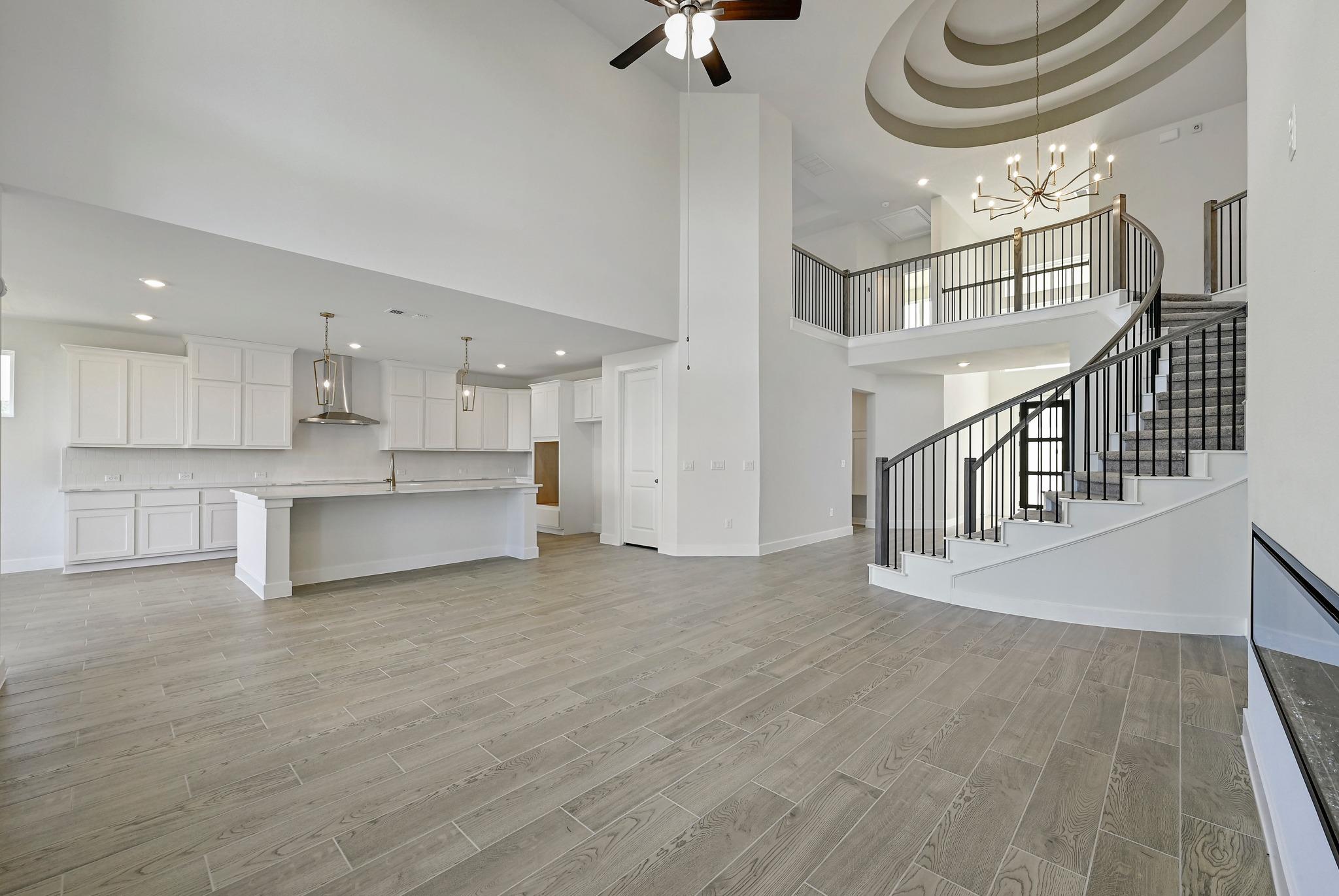 7400 Desert Needle DR, Lago Vista, TX 78645 photo 4