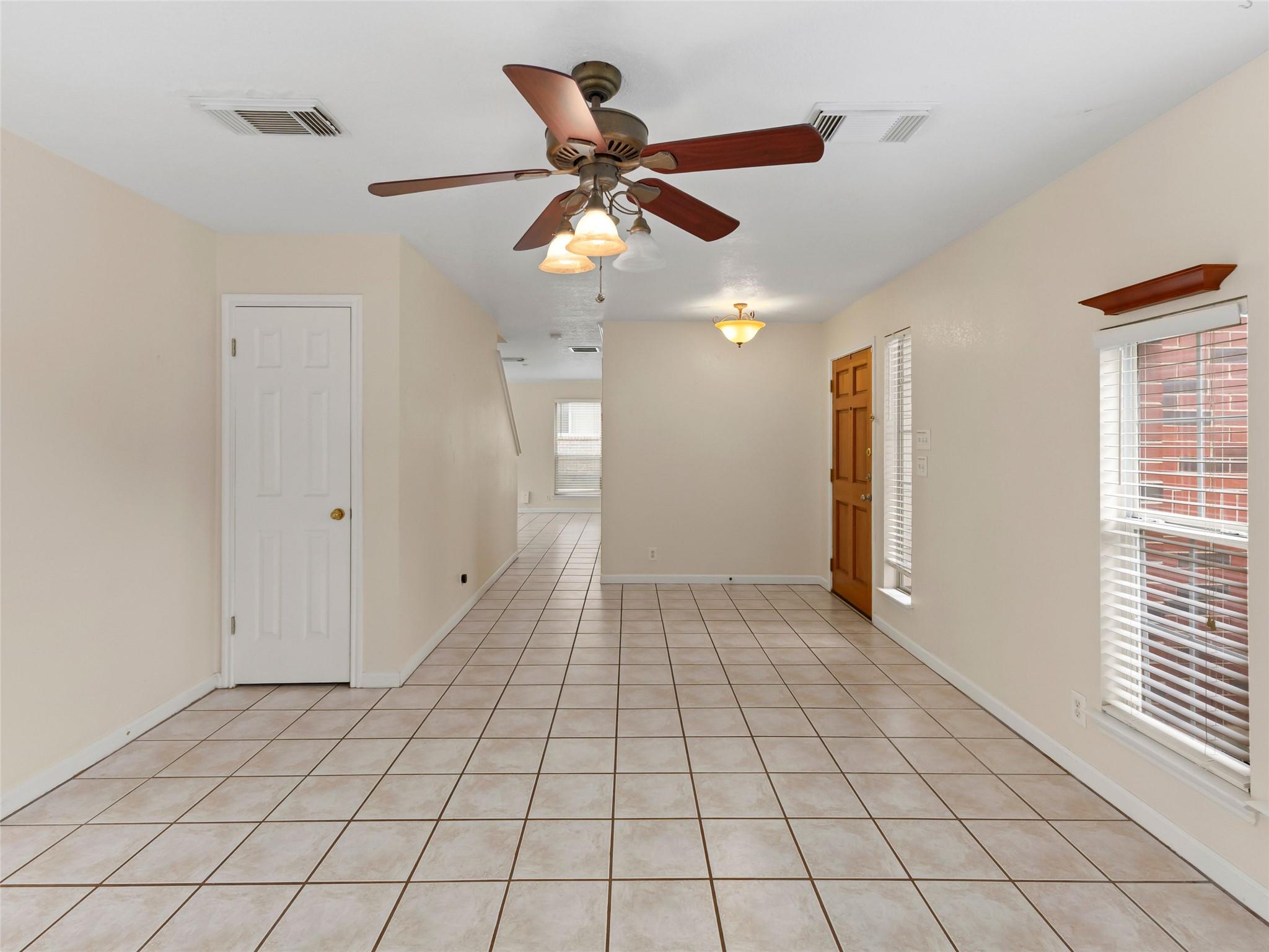 7307 Belmont PL, San Antonio, TX 78240 photo 4