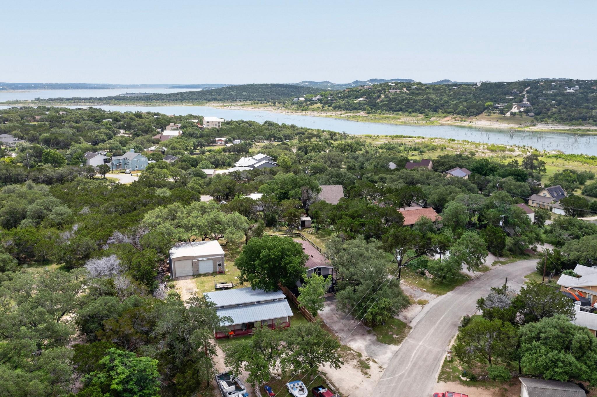 1070 Timberlane DR, Canyon Lake, TX 78133 photo 5