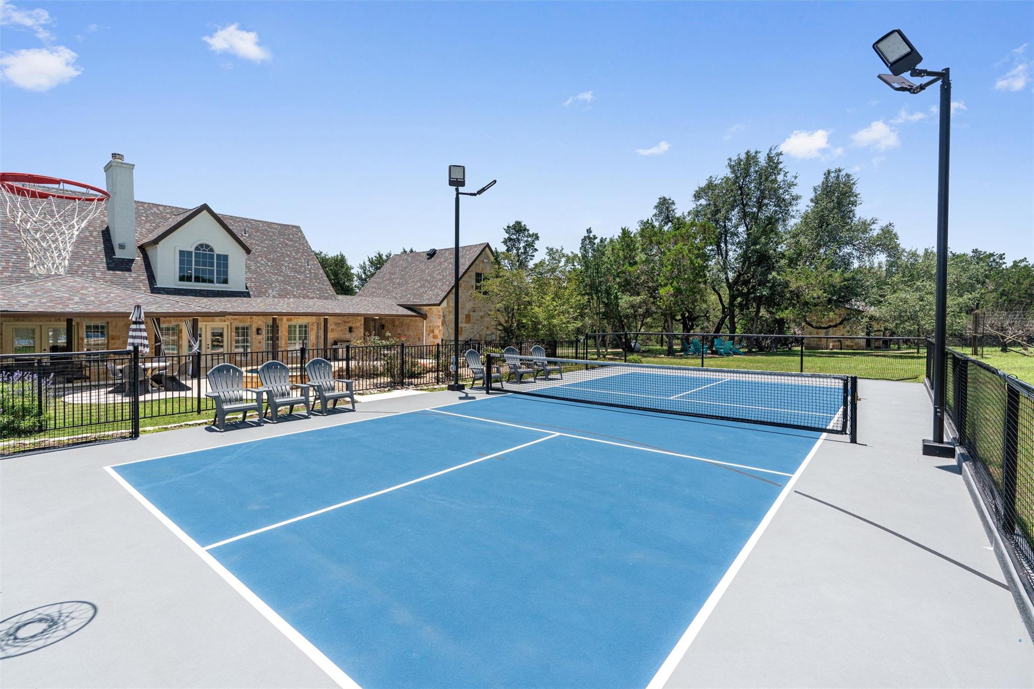 220 Sundance TRL, Dripping Springs, TX 78620 photo 4