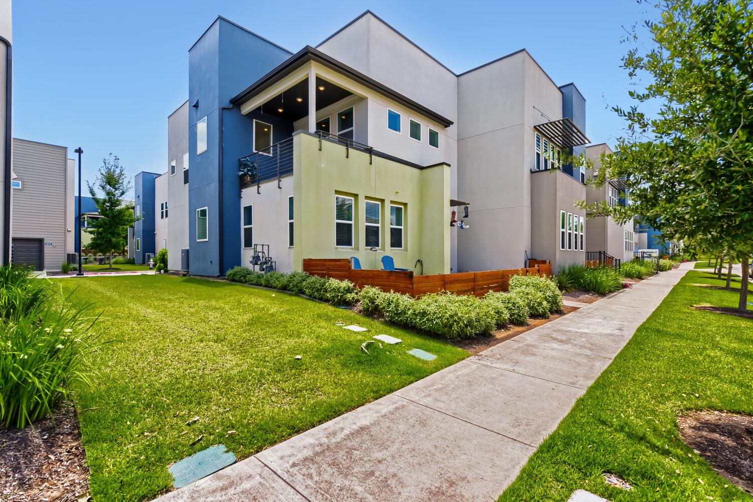 9015 Cattle Baron PATH #1605, Austin, TX 78747 photo 4