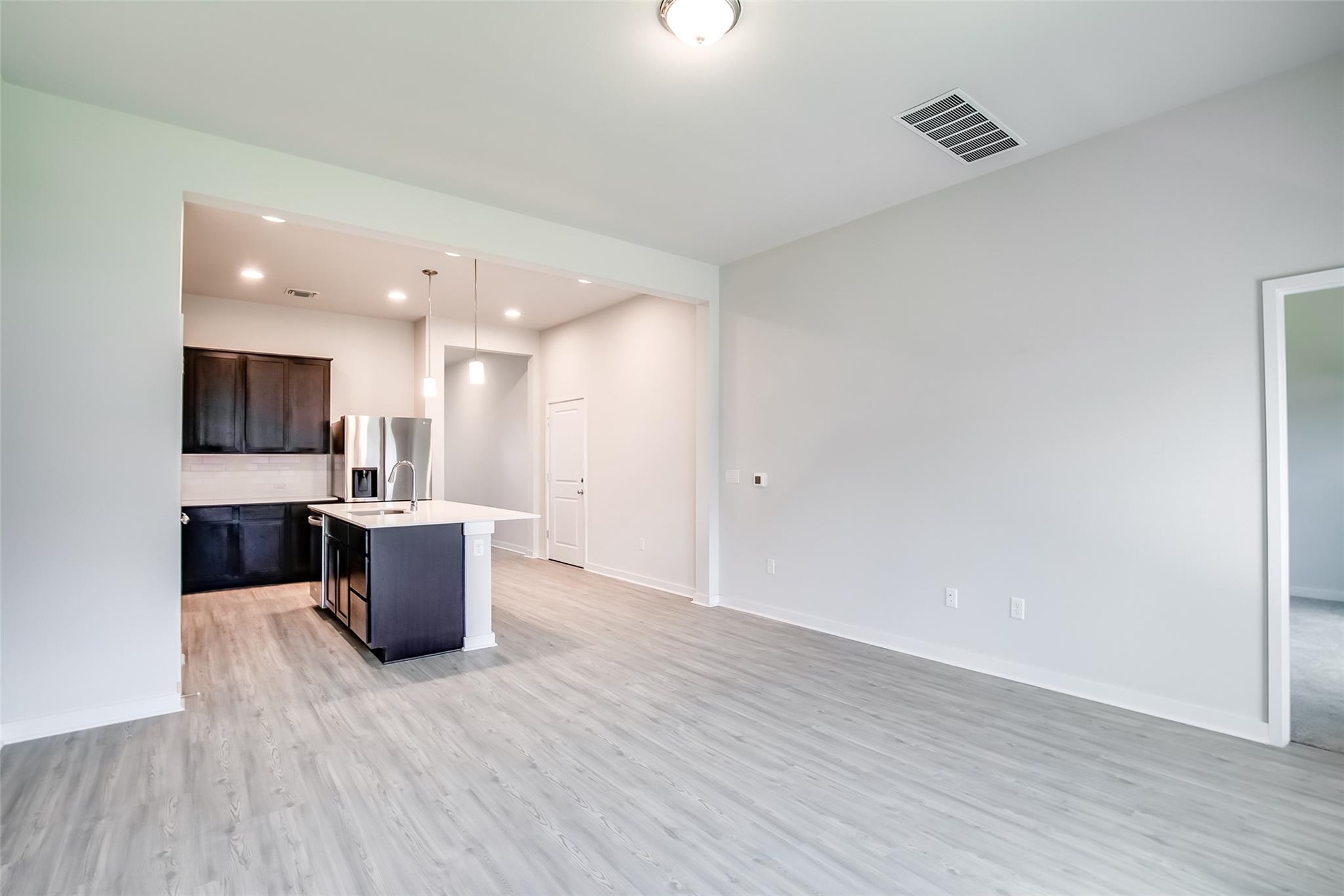 15107 Forum Ave, Pflugerville, TX 78660 photo 5