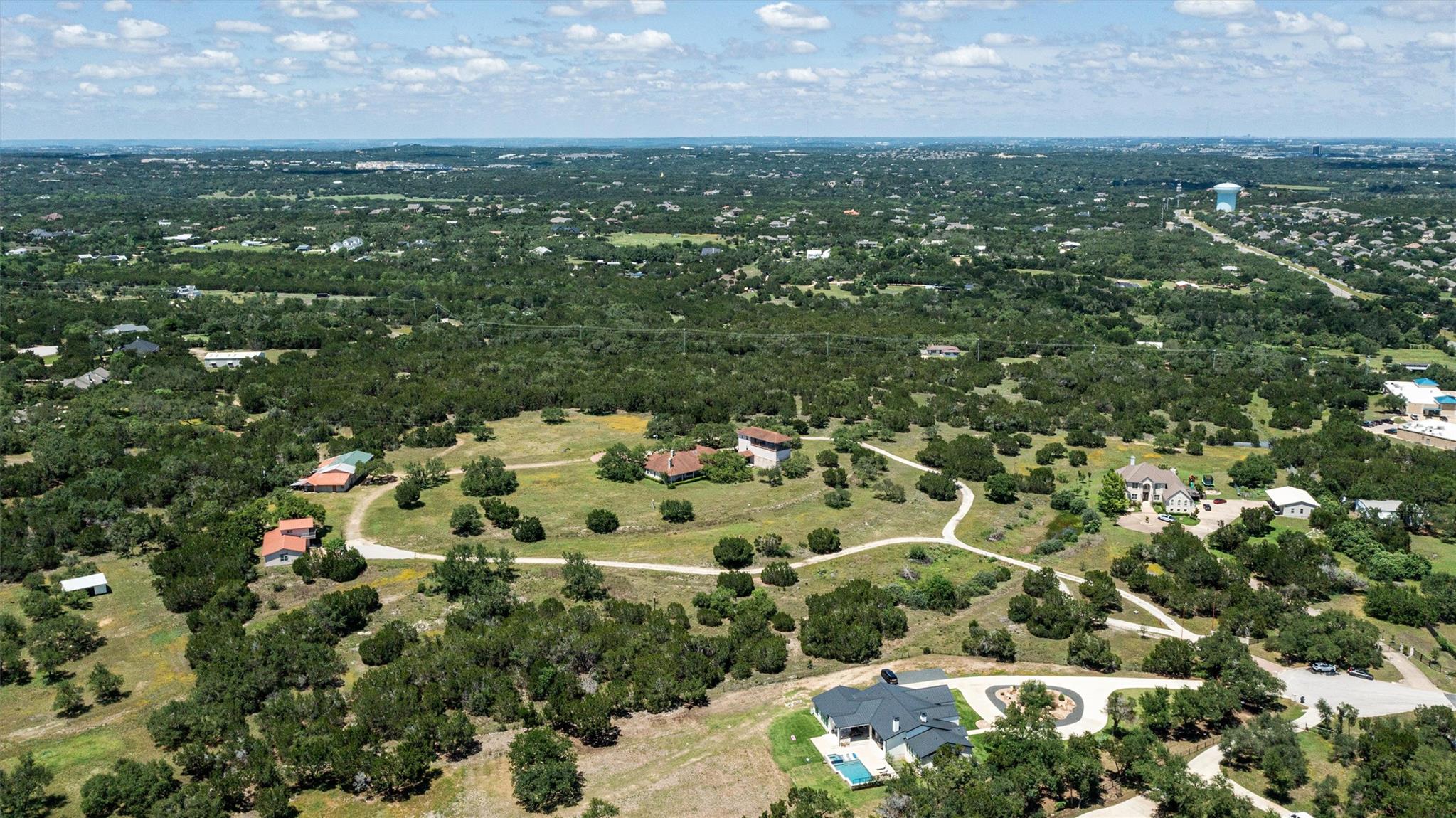 8322 Sharl CV, Austin, TX 78737 photo 5